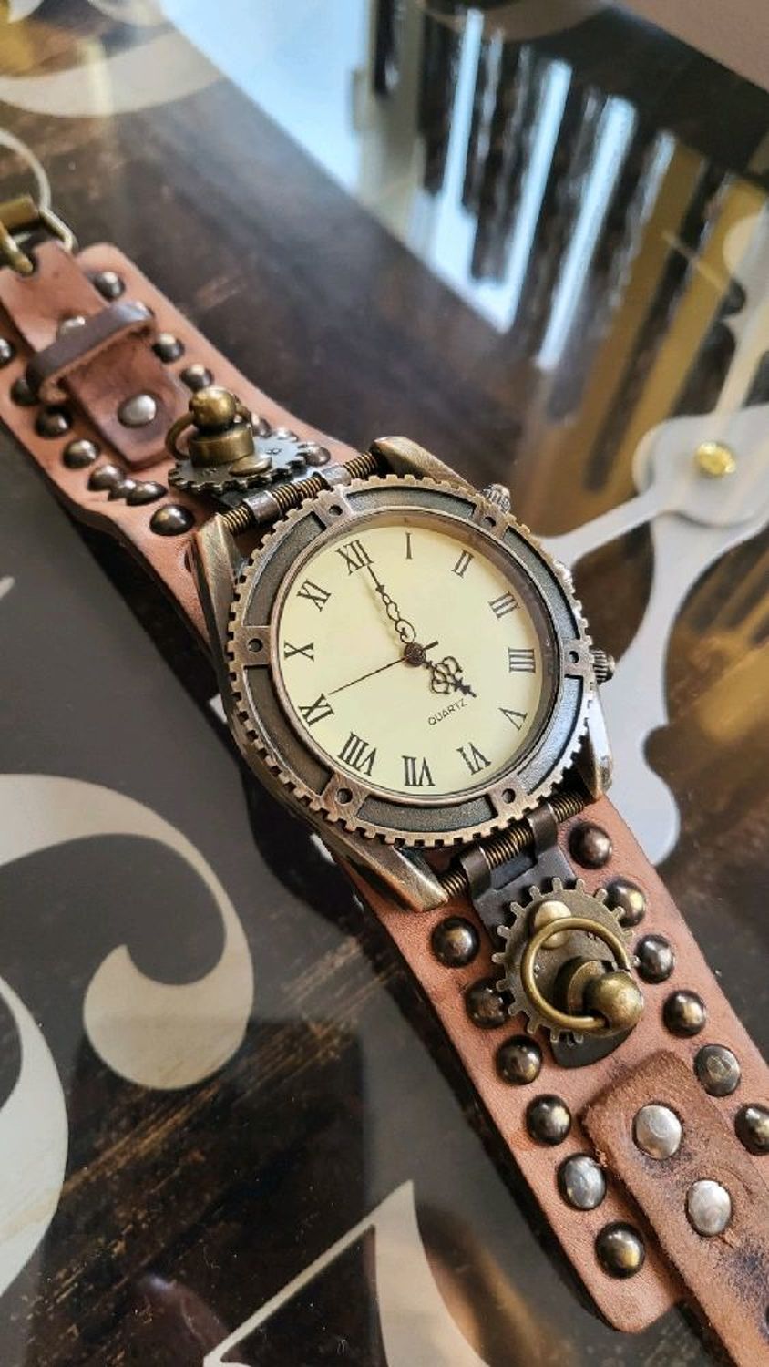 Photo №1 к отзыву покупателя Elena о товаре Часы наручные стимпанк "Watch" кварцевый механизм.