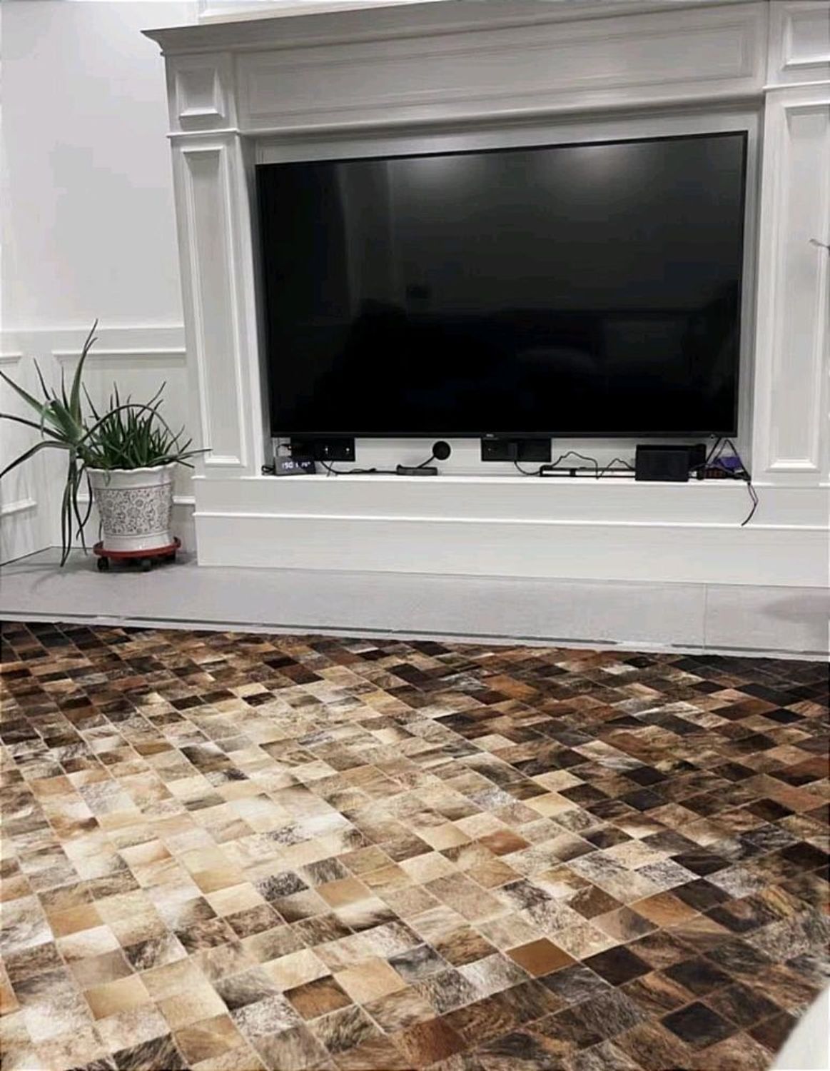 Фото №2 к отзыву покупателя Сергей о товаре Ковёр из коровьих шкур Luxury Patchwork 200х300см