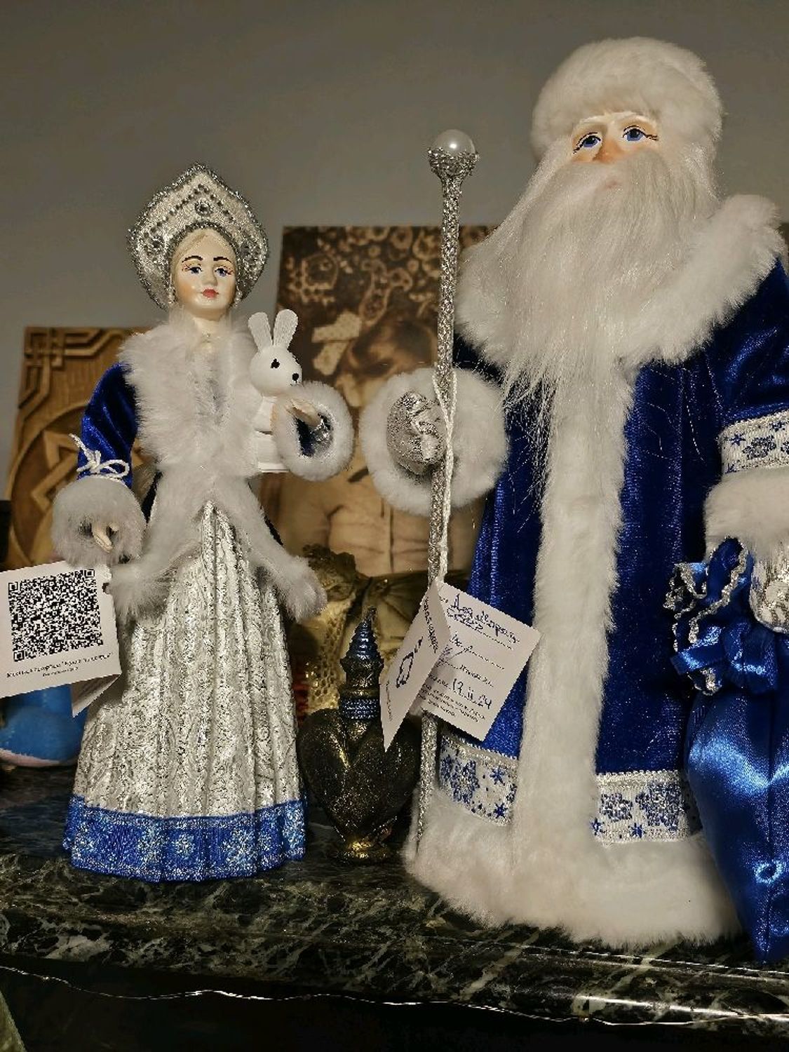 Photo №1 к отзыву покупателя Lelechka Lel о товаре Новогодние игрушки Дед Мороз и Снегурочка куклы