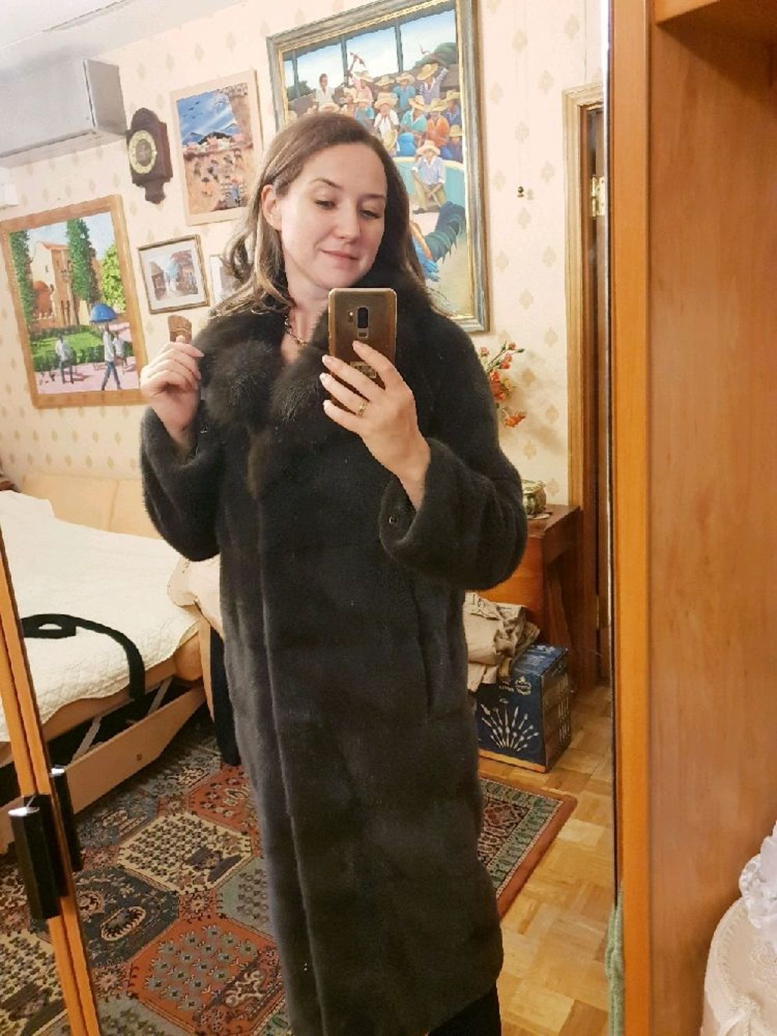 Фото №3 к отзыву покупателя Екатерина о товаре Шуба норковая Nafa графит с соболем