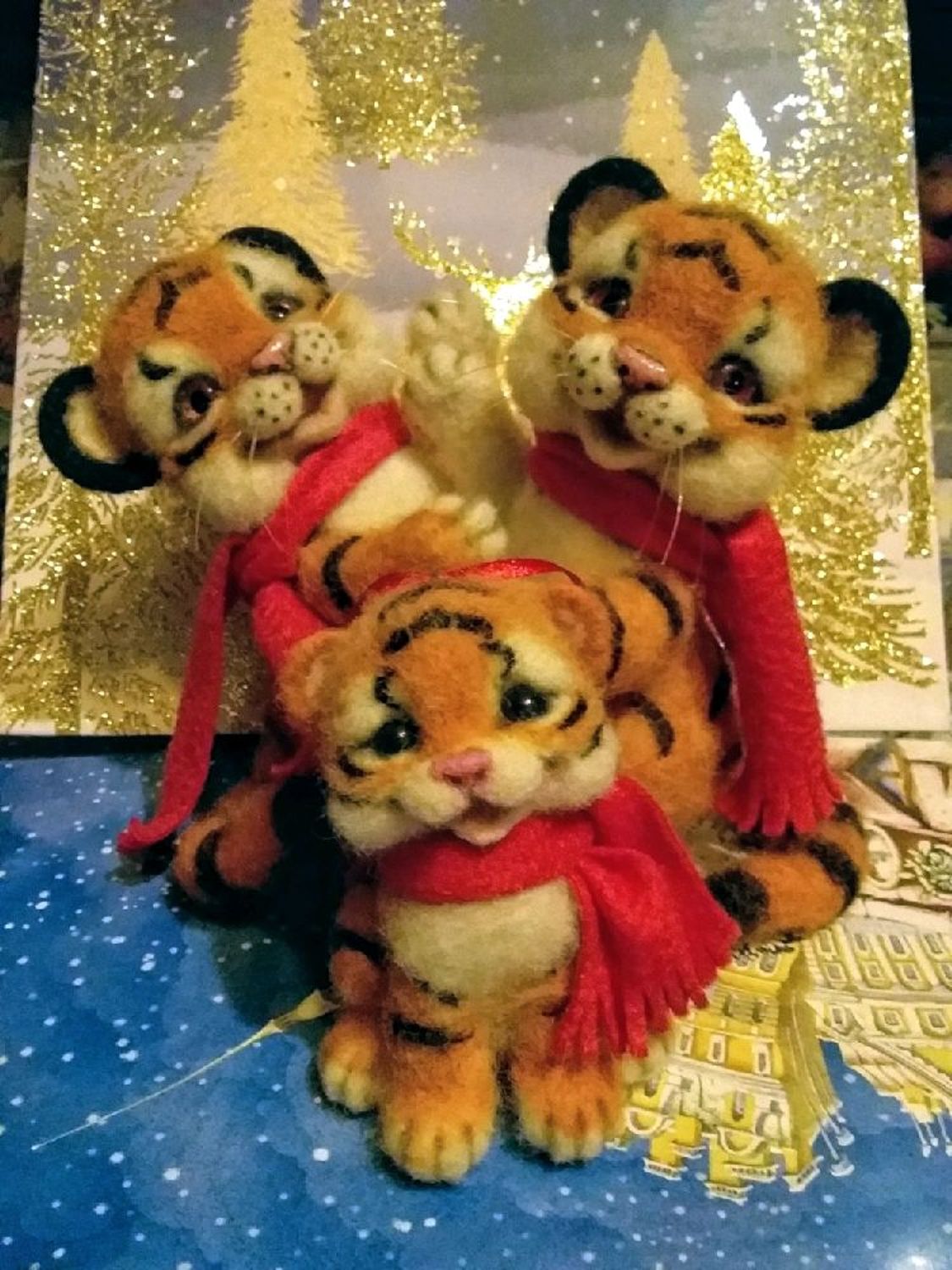 Фото №1 к отзыву покупателя Светлана о товаре Тигрята - ёлочные игрушки-подвески