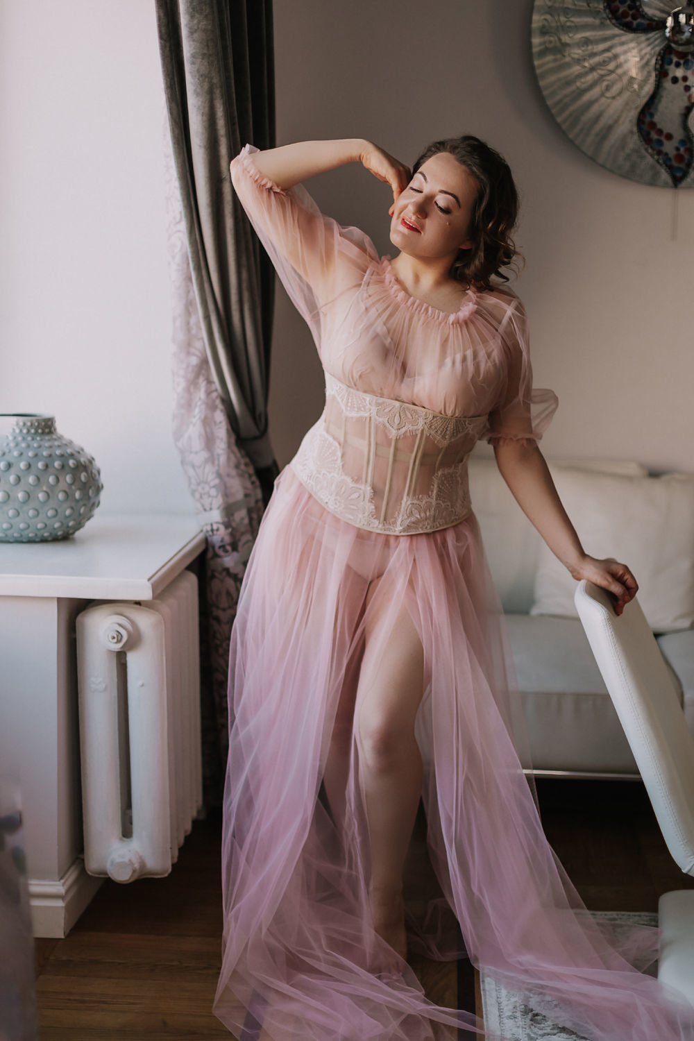 Photo №3 к отзыву покупателя Mariya о товаре Будуарное платье Паола, пудра