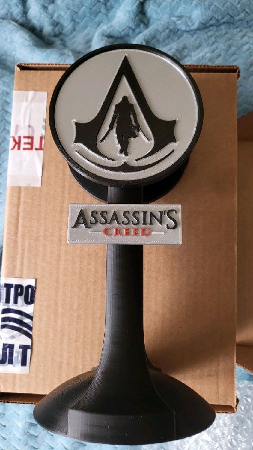 Photo №1 к отзыву покупателя Koroleva Anna о товаре Подставка для наушников Assassin’s Creed (Ассасинс крид)