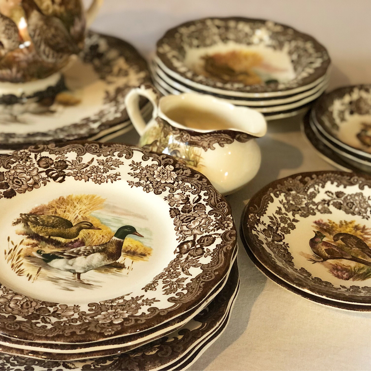 Фото №2 к отзыву покупателя Юлия о товаре Винтаж: Винтажные тарелки. Palissy, England. Серия Game, Worcester.