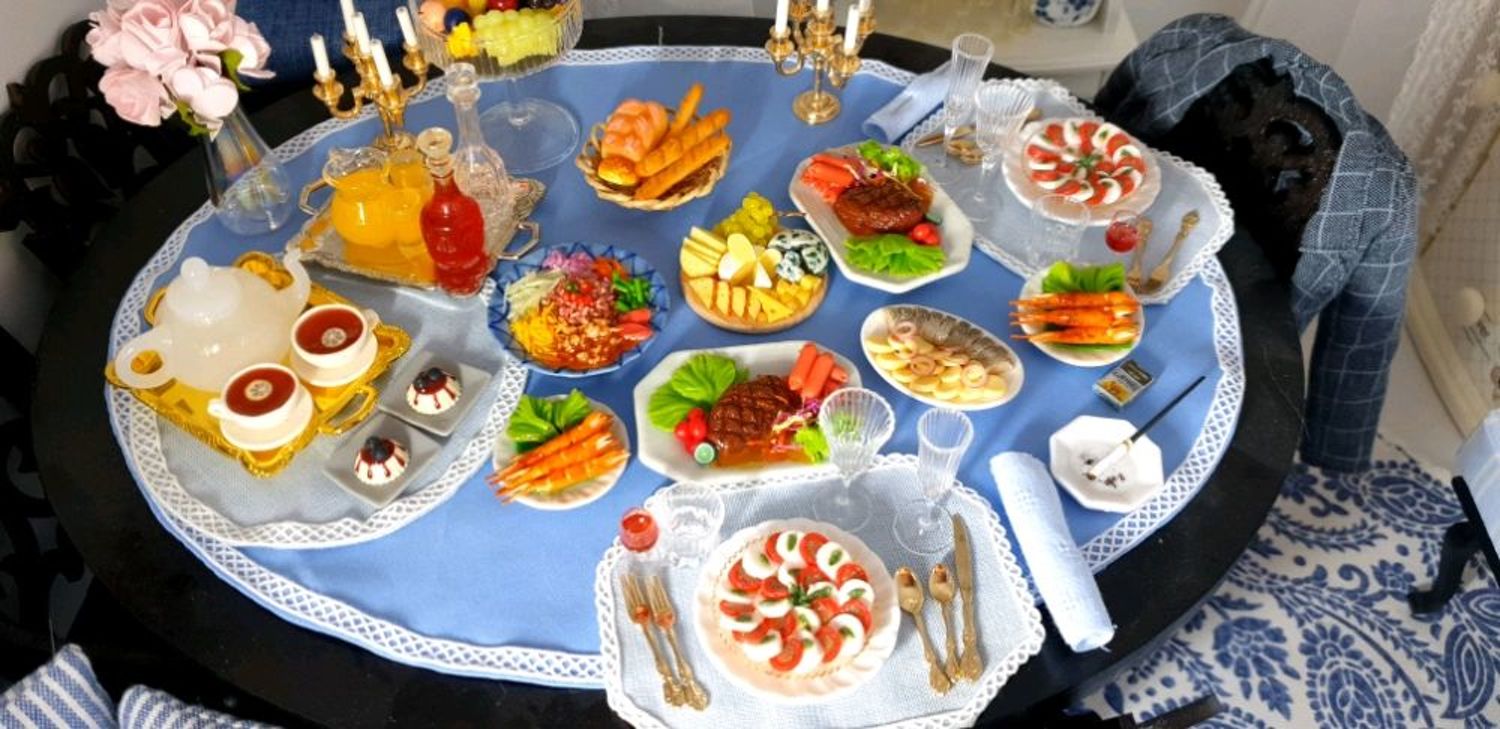 Photo №5 к отзыву покупателя Majya Petrutsij о товаре Сырная доска для кукол and 4 more items