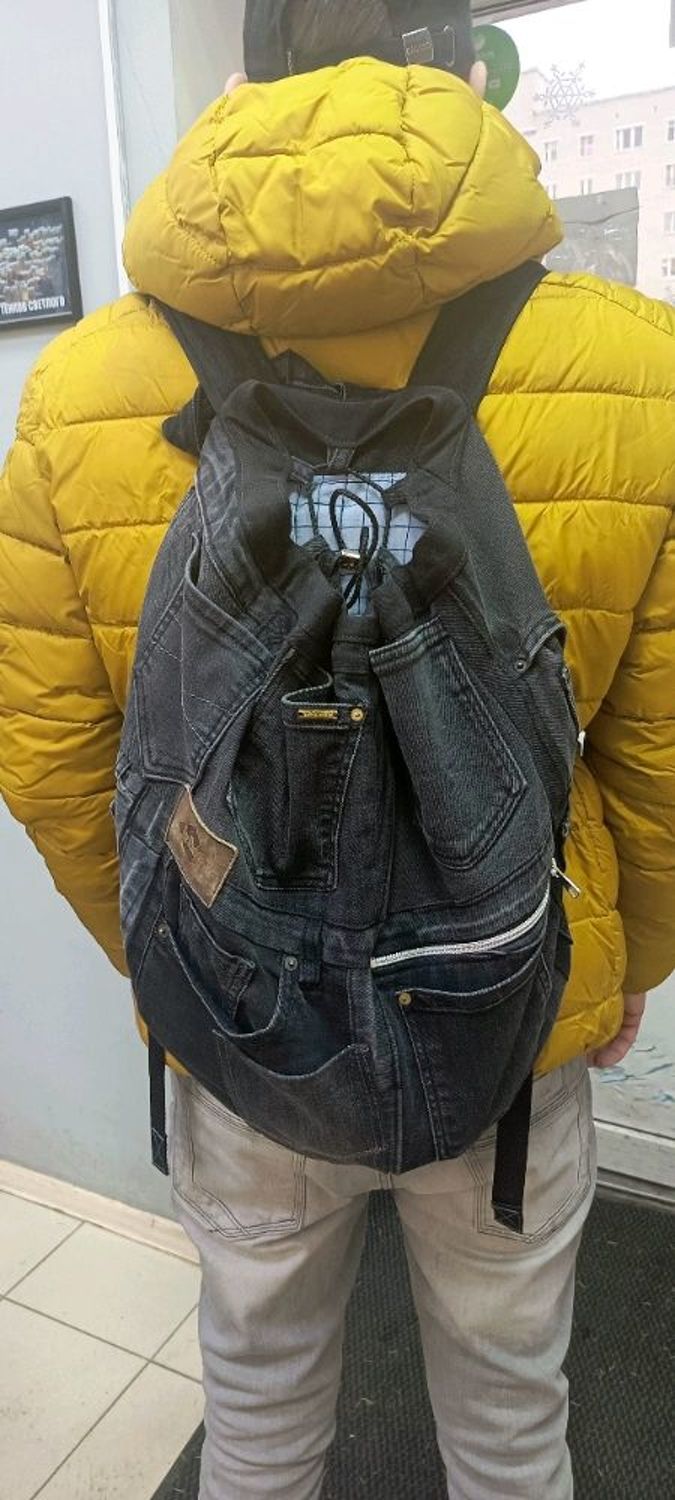 Photo №1 к отзыву покупателя Maksim о товаре Рюкзак джинсовый Pocket Black