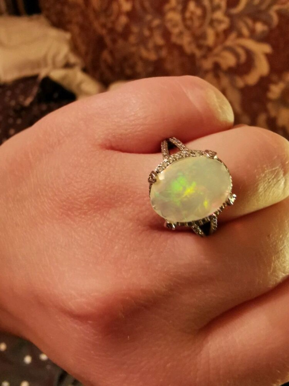 Фото №1 к отзыву покупателя Юлия о товаре “Mexx “ кольцо с опалом Эфиопии