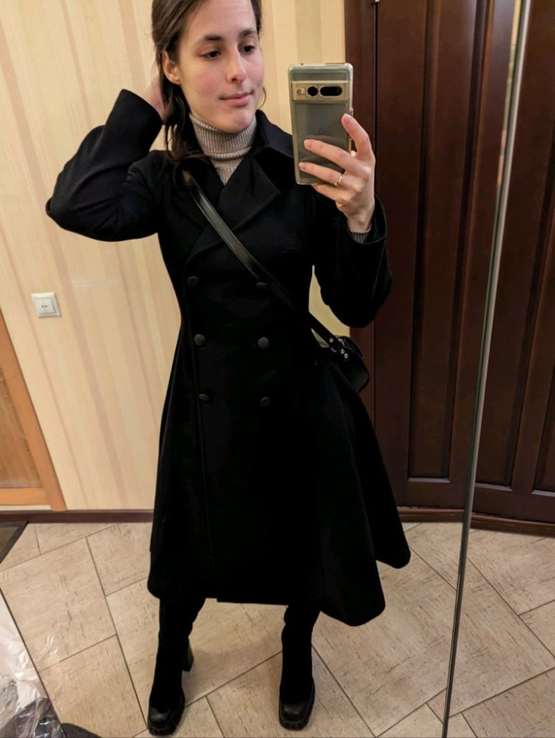 Фото №2 к отзыву покупателя Елена Александровна о товаре Черный женский тренч и еще 1 товар