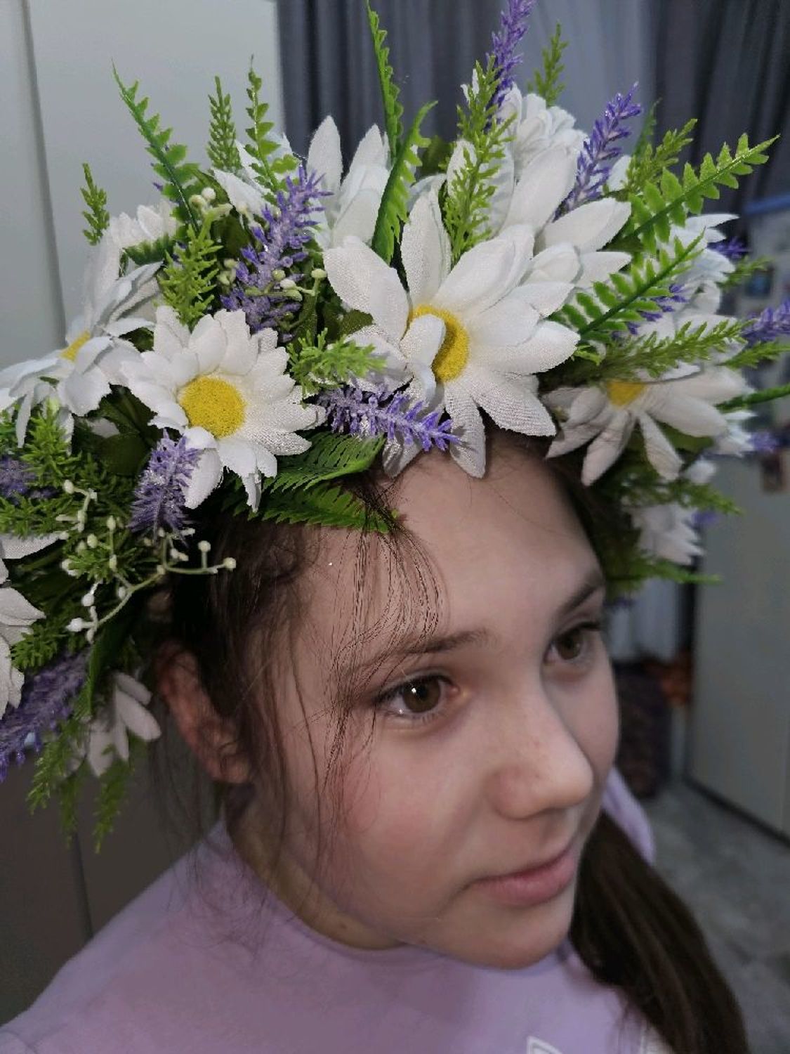 Photo №1 к отзыву покупателя Irina Naumenko о товаре Венок из ромашек, полевой