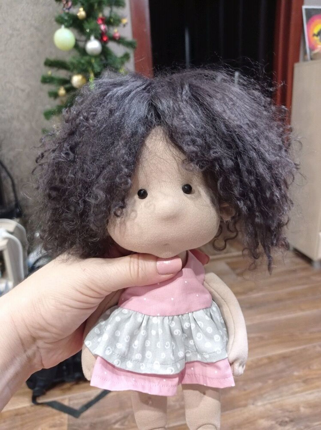 Фото №2 к отзыву покупателя НесуSvet&K о товаре Натуральные волосы для кукол. Волосы козы на шкурке. Цвет на выбор