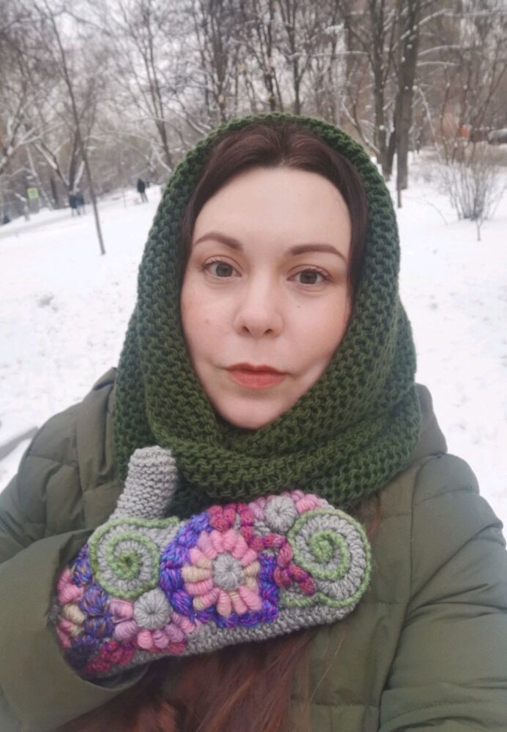 Фото №1 к отзыву покупателя Tory о товаре Варежки: яркие варежки "Шагаю по весне"