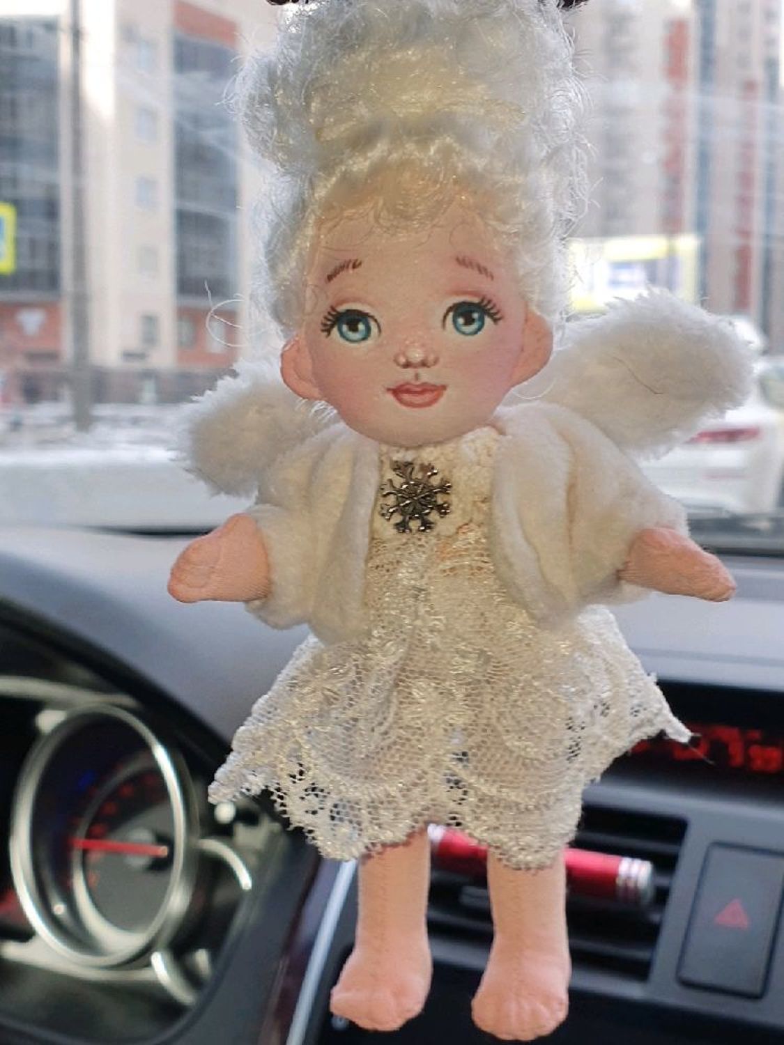 Photo №1 к отзыву покупателя Irina о товаре Куклы и пупсы: Текстильная кукла Зимний ангелок