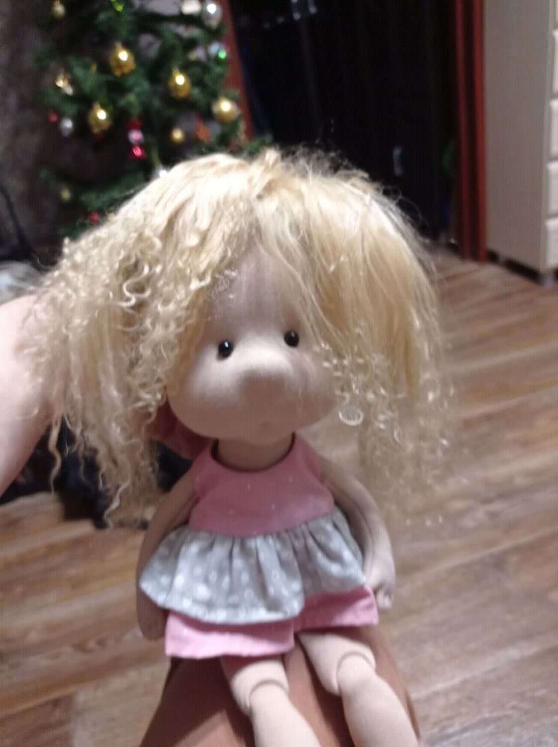Фото №1 к отзыву покупателя НесуSvet&K о товаре Натуральные волосы для кукол. Волосы козы на шкурке. Цвет на выбор