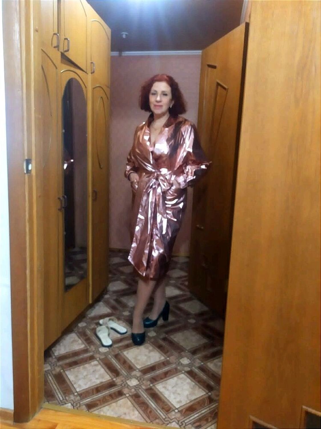 Фото №2 к отзыву покупателя Ольга Колотилина о товаре Пыльник-плащ Розовое золото