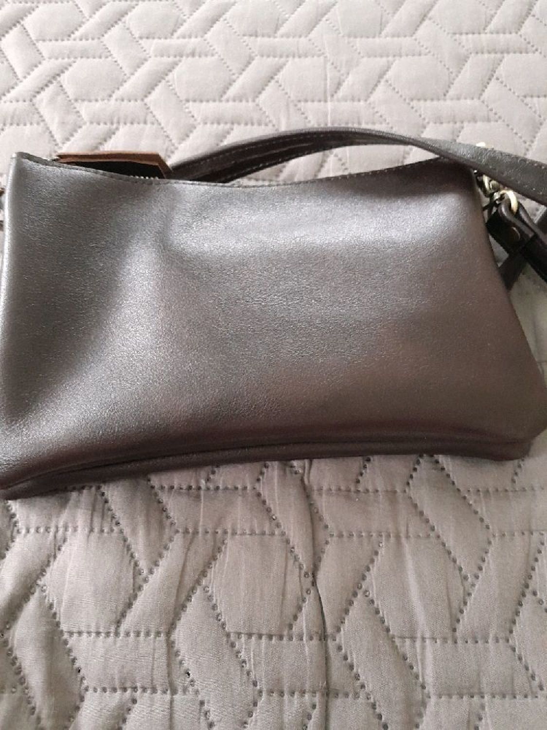 Photo №3 к отзыву покупателя Aleksej о товаре Сумка мужская деловая "Favorite"  синяя and 1 more item