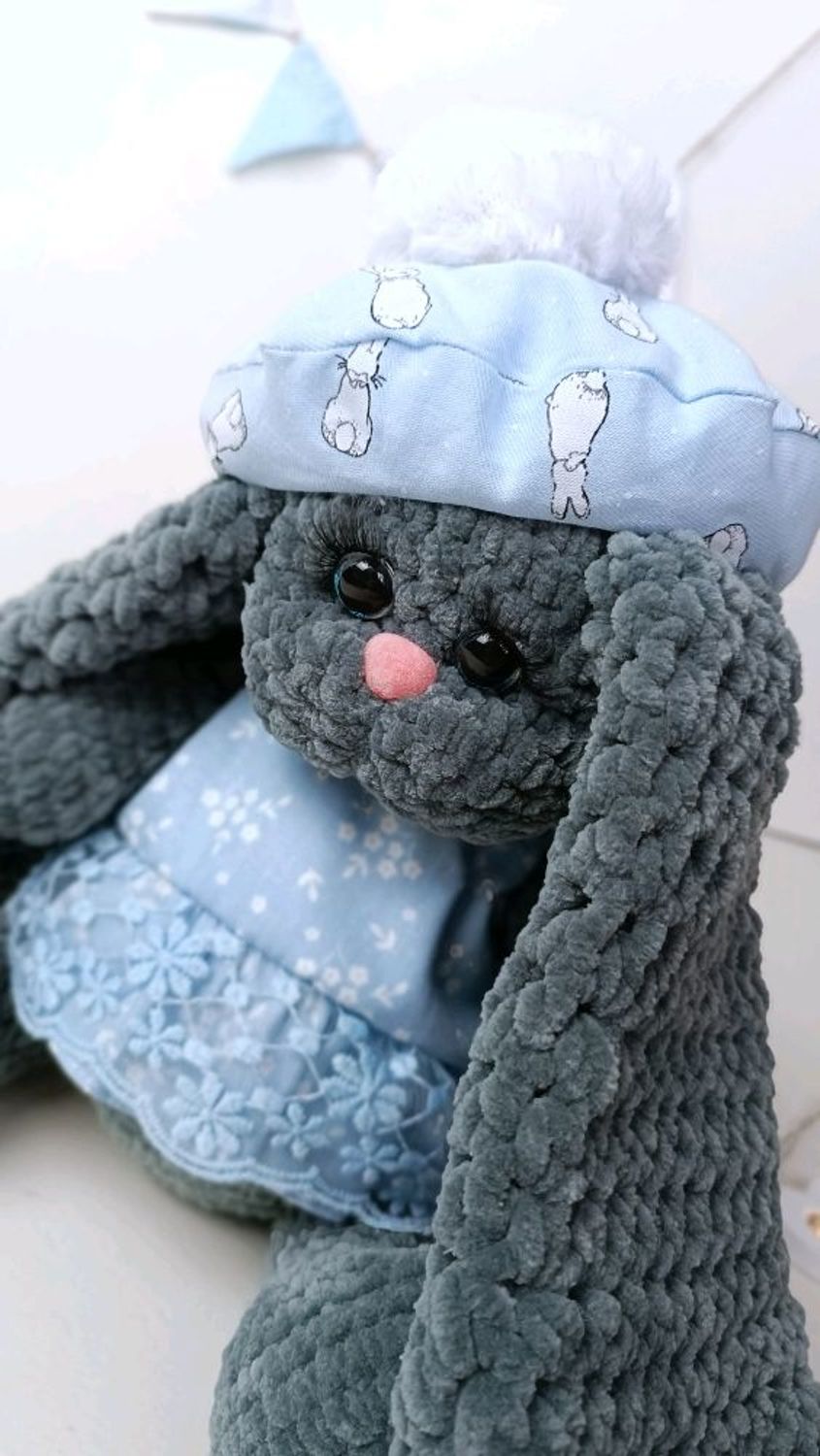 Фото №2 к отзыву покупателя Вязаные плюшевые игрушки амигуруми о товаре Ткань хлопок "Голубые незабудки " сатин .