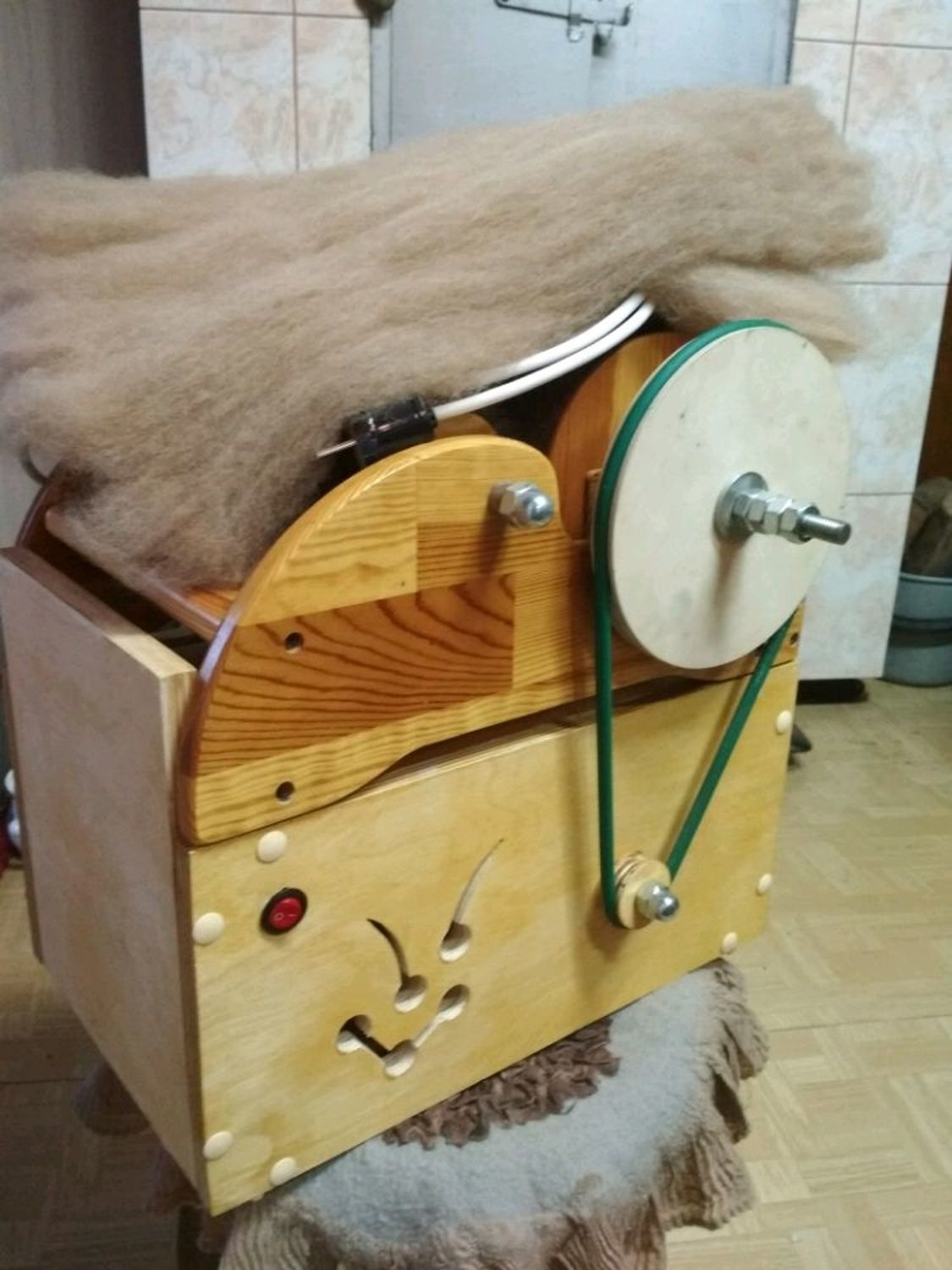 Photo №1 к отзыву покупателя Galina о товаре Кардер барабанный 240мм электрический.