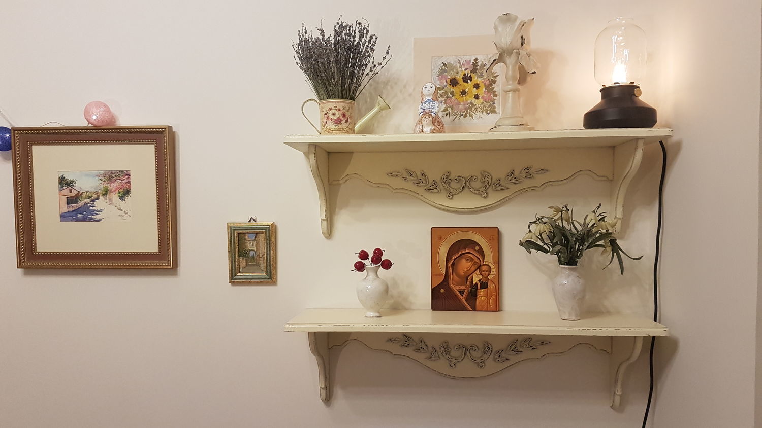 Фото №1 к отзыву покупателя Ломакина Мария о товаре Полка для книг или посуды