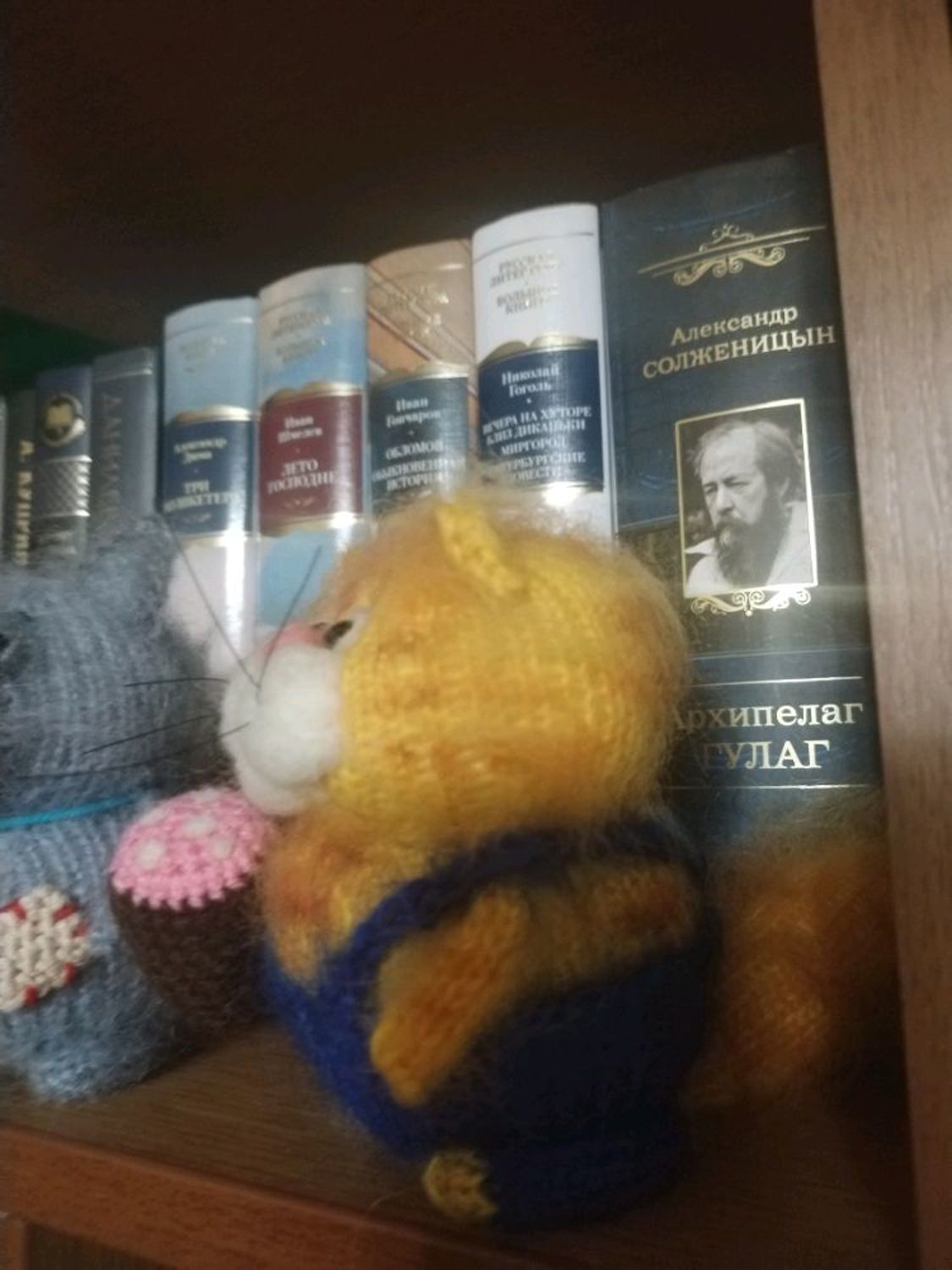 Photo №4 к отзыву покупателя Ekaterina о товаре Одинокий Волк мечтает познакомиться! игрушка, сувенир, подарок and 1 more item