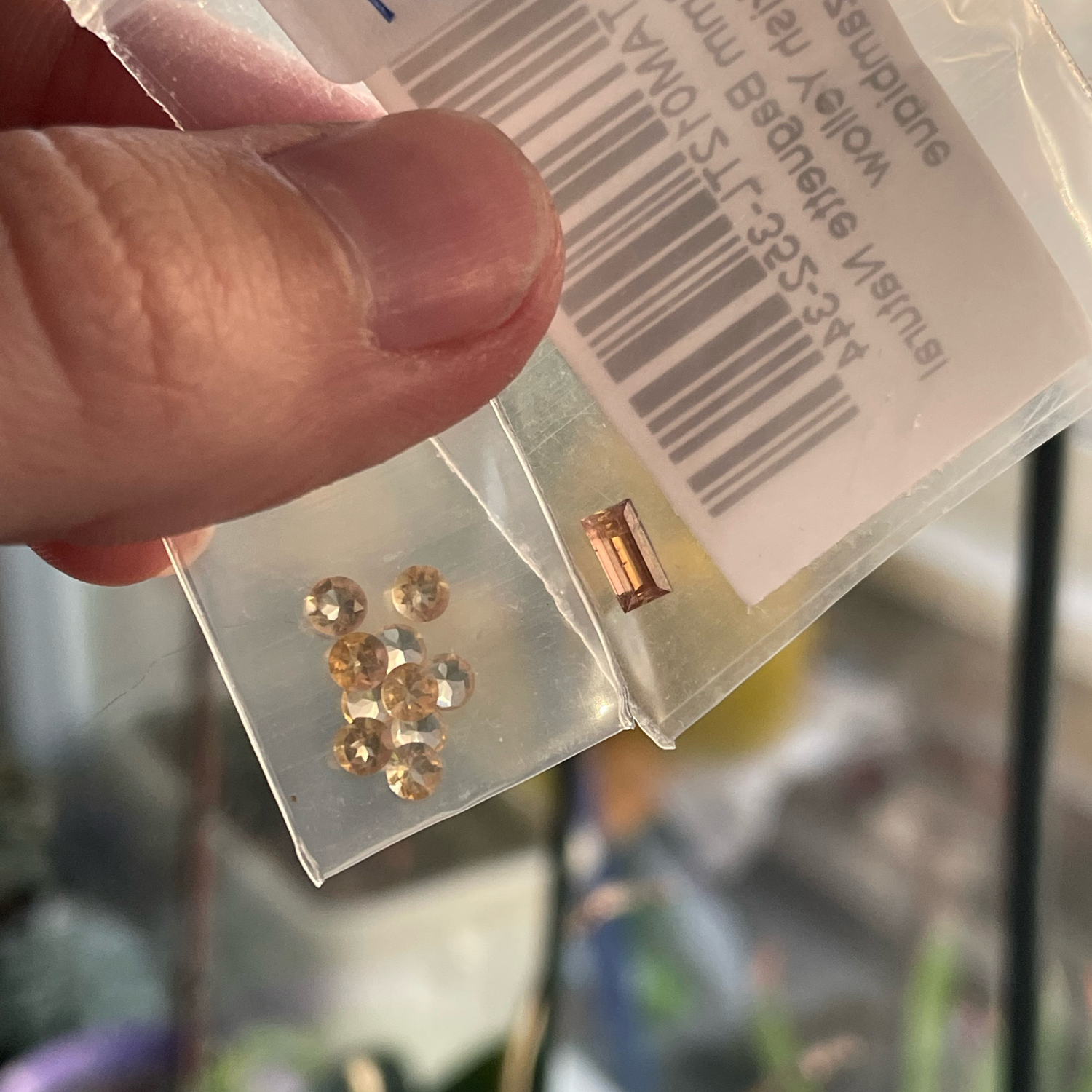 Фото №1 к отзыву покупателя SOLNTSEVA JEWELRY о товаре Цитрин НАТУРАЛЬНЫЙ, круг 3 мм, без нагрева, CT186 и еще 1 товар