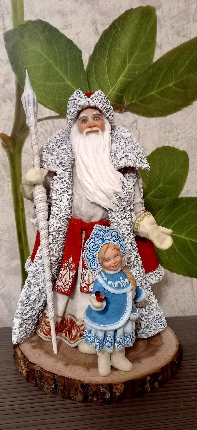Photo №2 к отзыву покупателя Elena о товаре Игрушка из ваты для ëлки Снегурочка