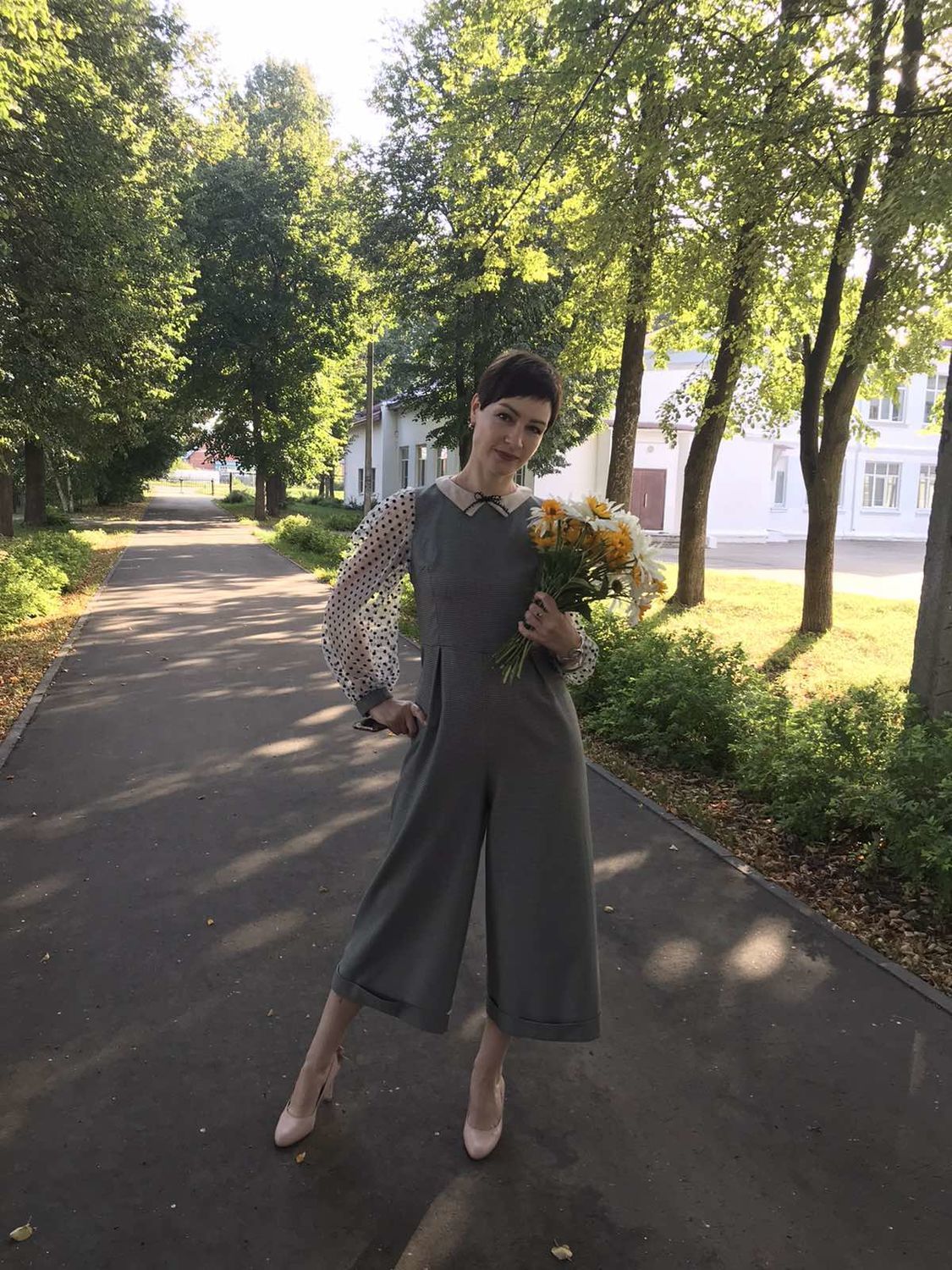 Фото №2 к отзыву покупателя Светлана о товаре Модный комбинезон в клетку