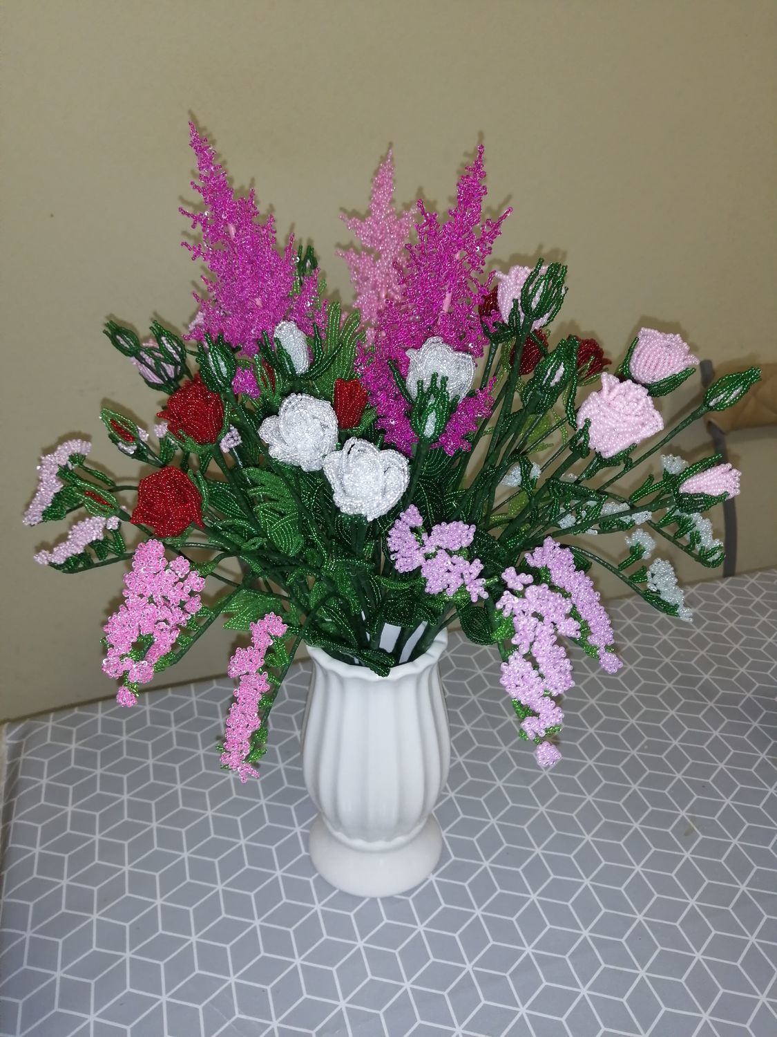 Фото №1 к отзыву покупателя Маргарита  о товаре Букет летних цветов из бисера