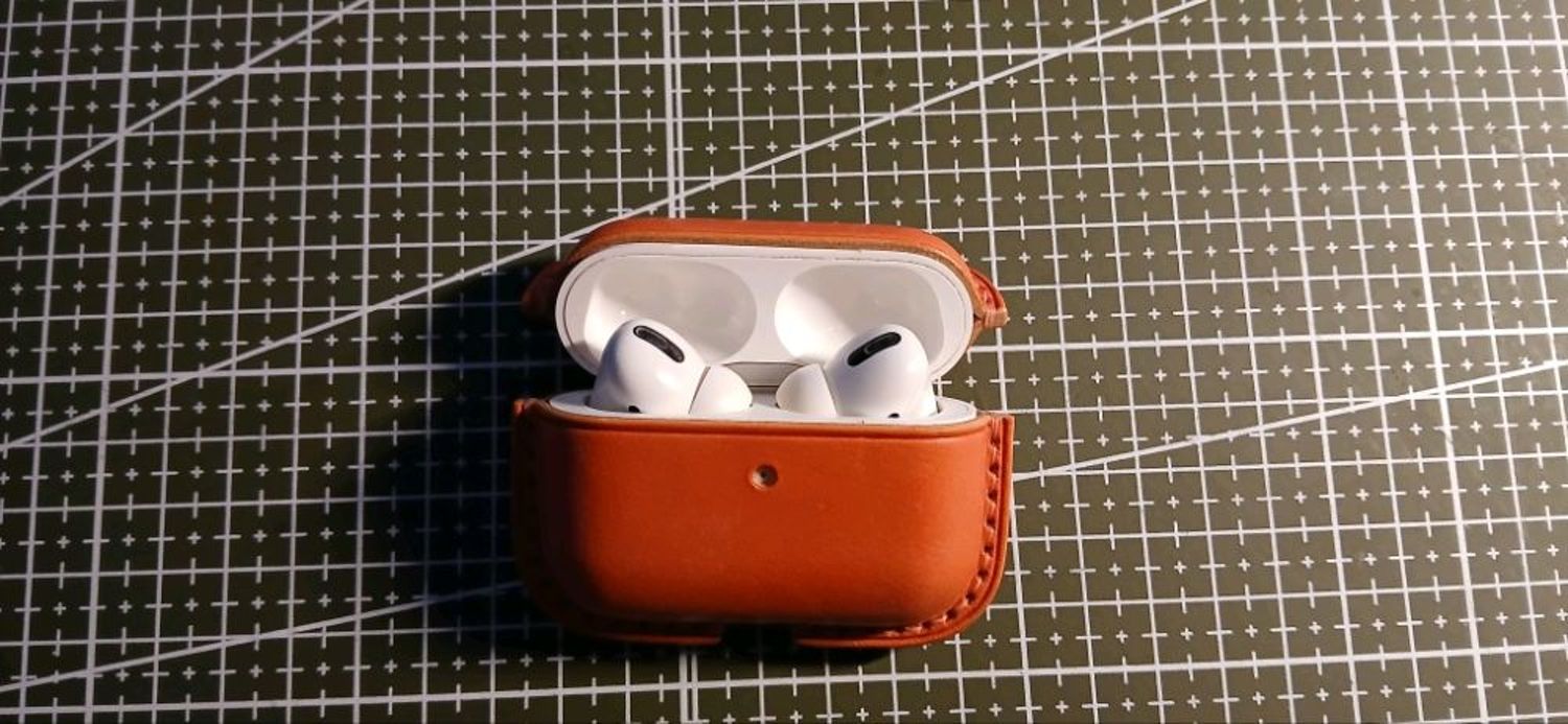 Photo №5 к отзыву покупателя Anatolij о товаре Чехол для Airpods 3 из натуральной кожи
