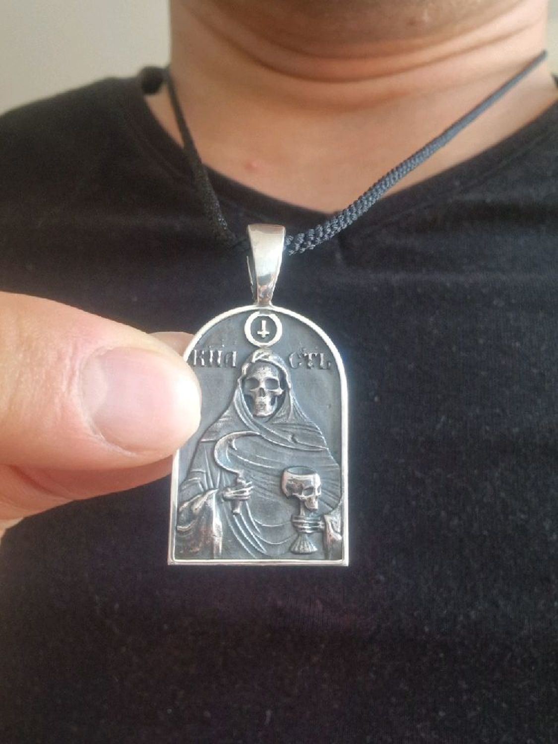 Фото №1 к отзыву покупателя SV о товаре Кулон из серебра "Княжна Смерть".