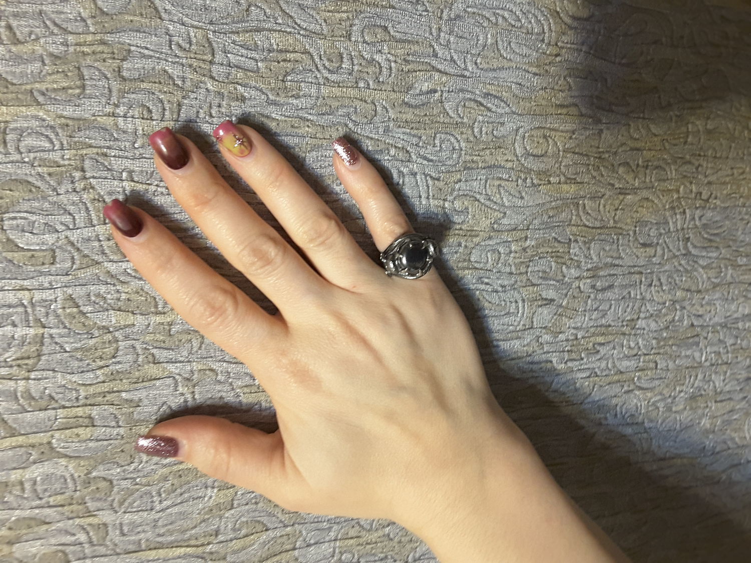 Photo №1 к отзыву покупателя ANDREJ о товаре Эксклюзивный серебряный перстень с Гематитом "Гигер".