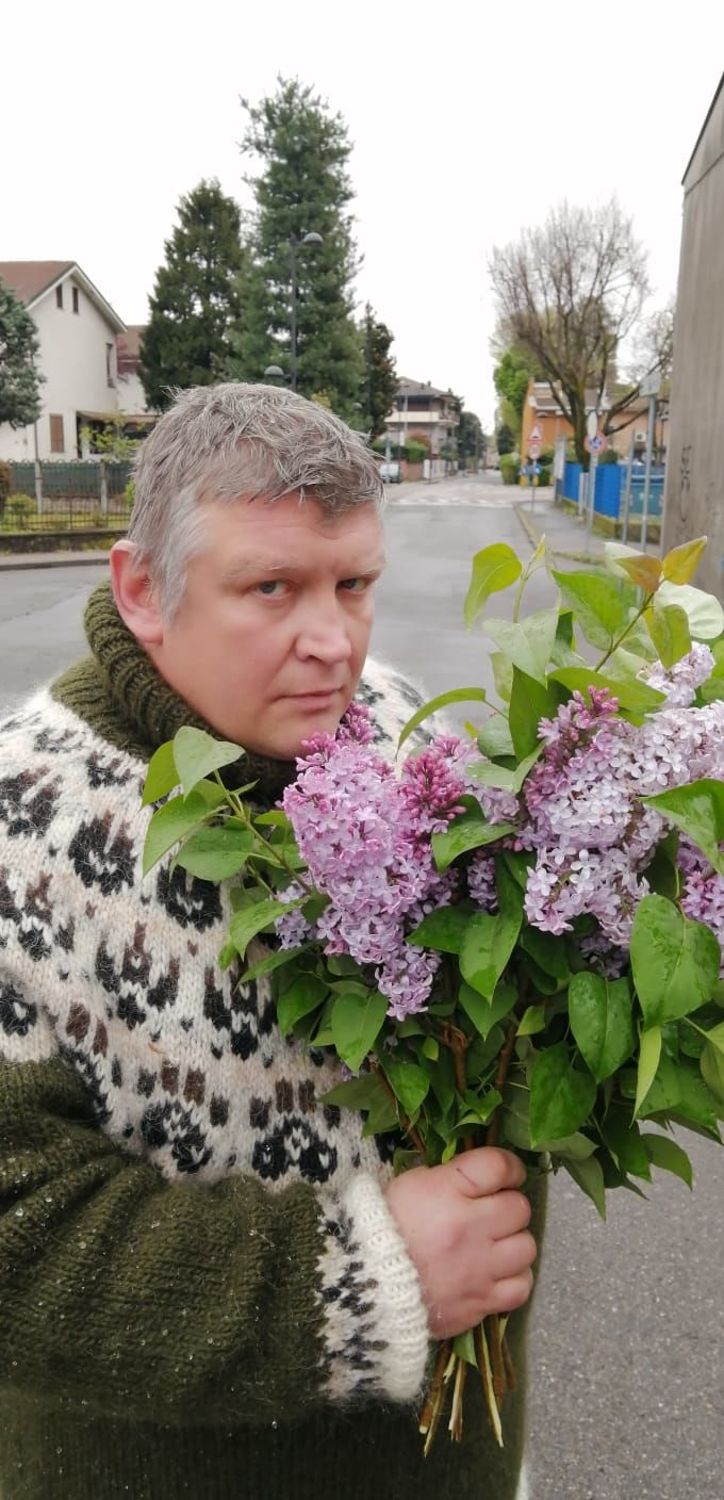 Фото №3 к отзыву покупателя Дмитрий Дмитриевич о товаре Lopapeysa  серый свитер из Lett Lopi