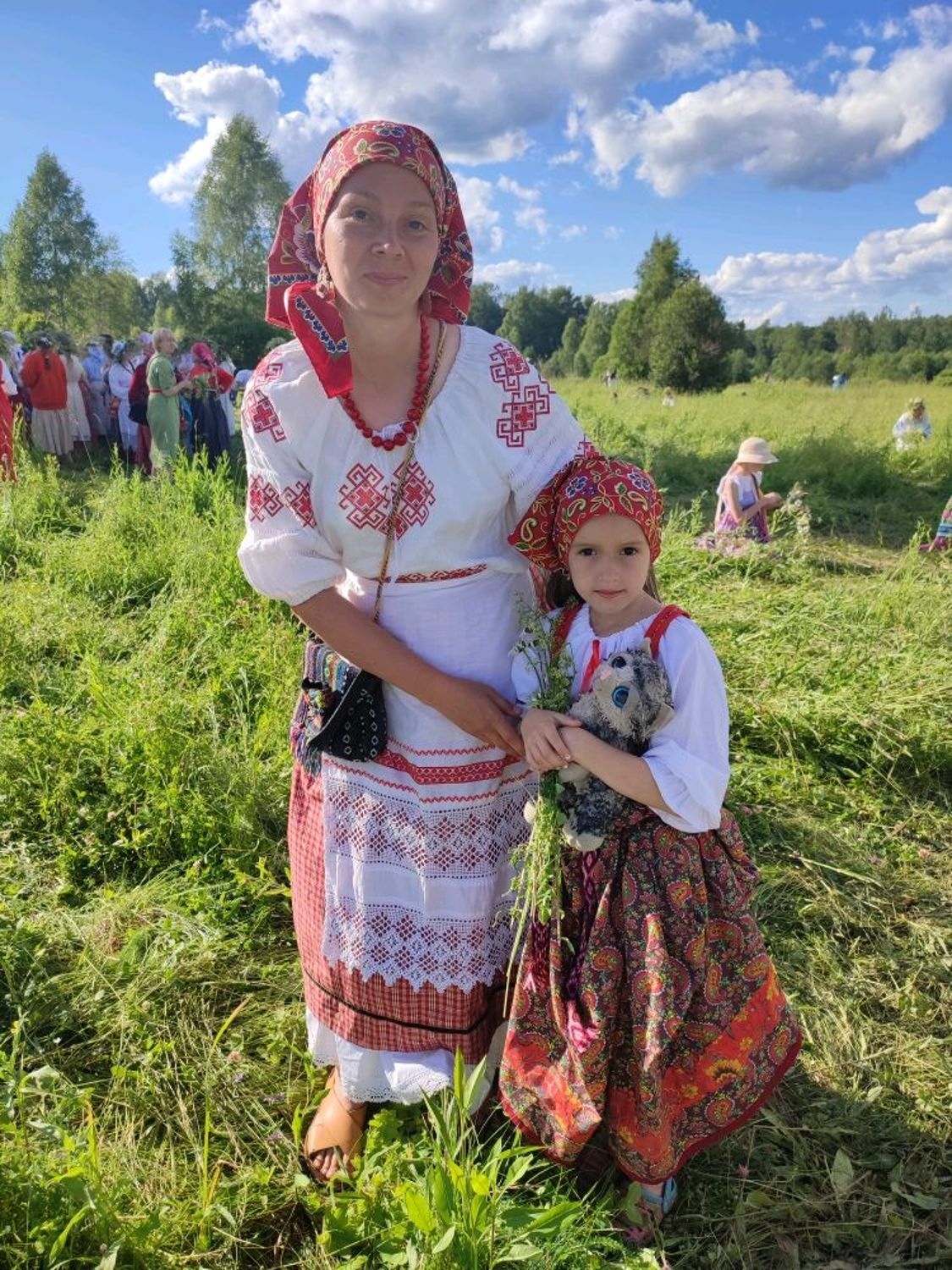 Фото №2 к отзыву покупателя Юлия Гаевская о товаре Русский круговой сарафан,детский