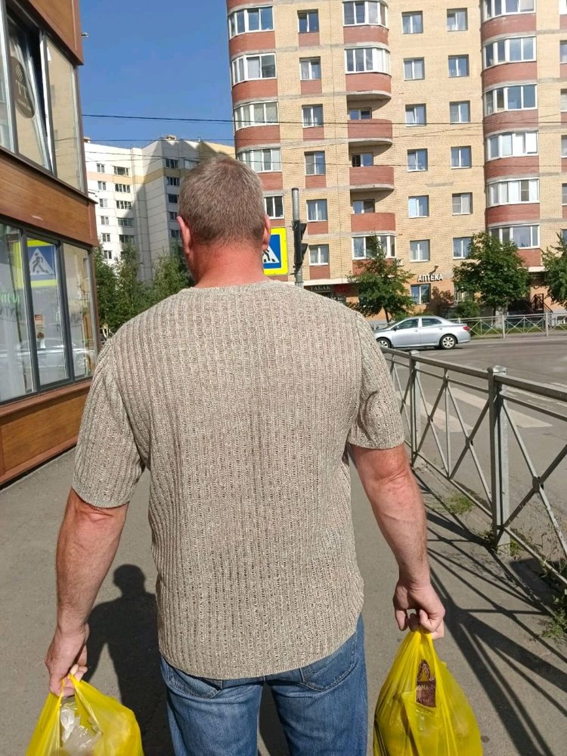 Фото №2 к отзыву покупателя Роман Викторович Попов о товаре 100% лён. Мужской джемпер "Рельефные дорожки"
