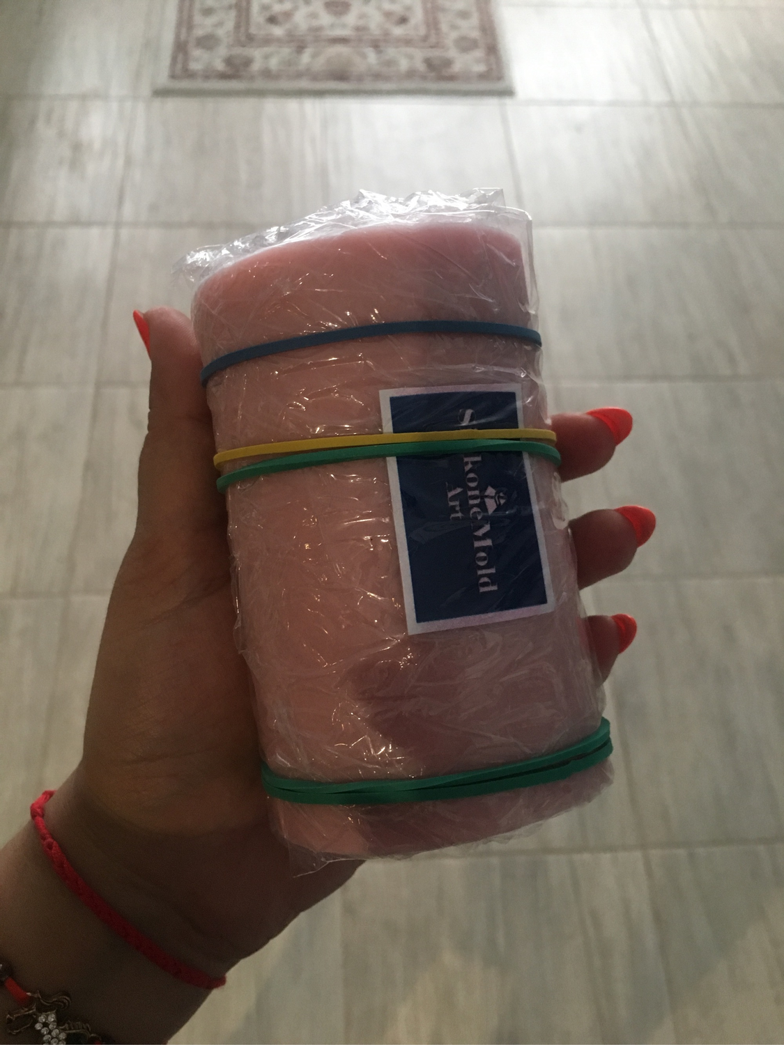 Фото №1 к отзыву покупателя DEVIS CANDLE о товаре Силиконовая форма Торс