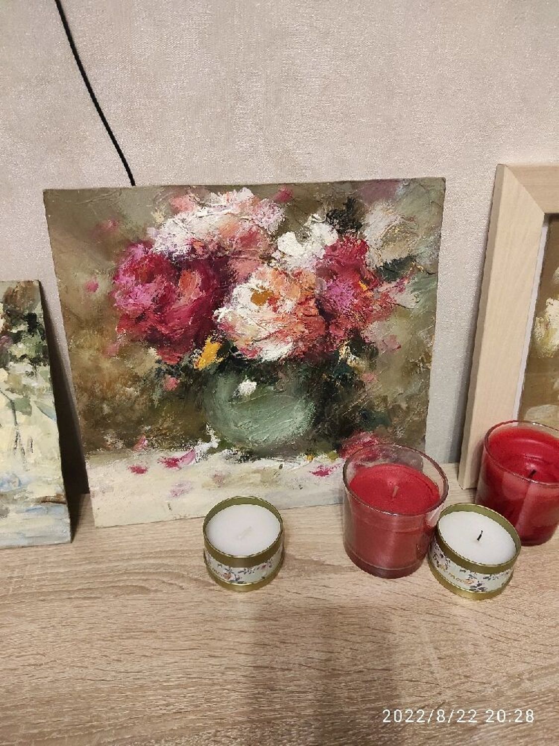 Photo №2 к отзыву покупателя Svetlana о товаре Картина маслом Букет роз, 27 х 28,5 см and 2 more items
