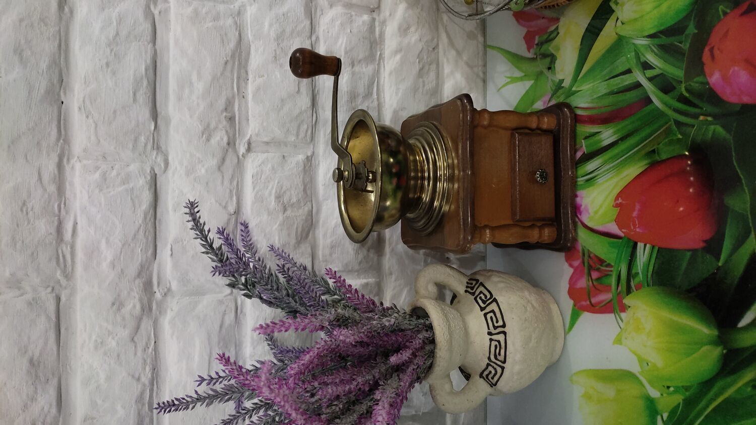 Фото №1 к отзыву покупателя Nssmyslova о товаре Винтаж: Кофемолка деревянная