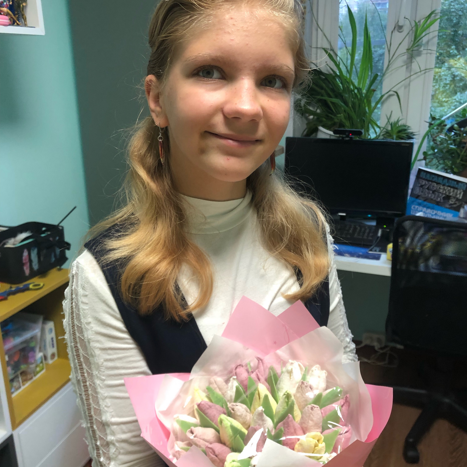 Photo №1 к отзыву покупателя Irina о товаре Съедобные букеты: Букет зефирных тюльпанов