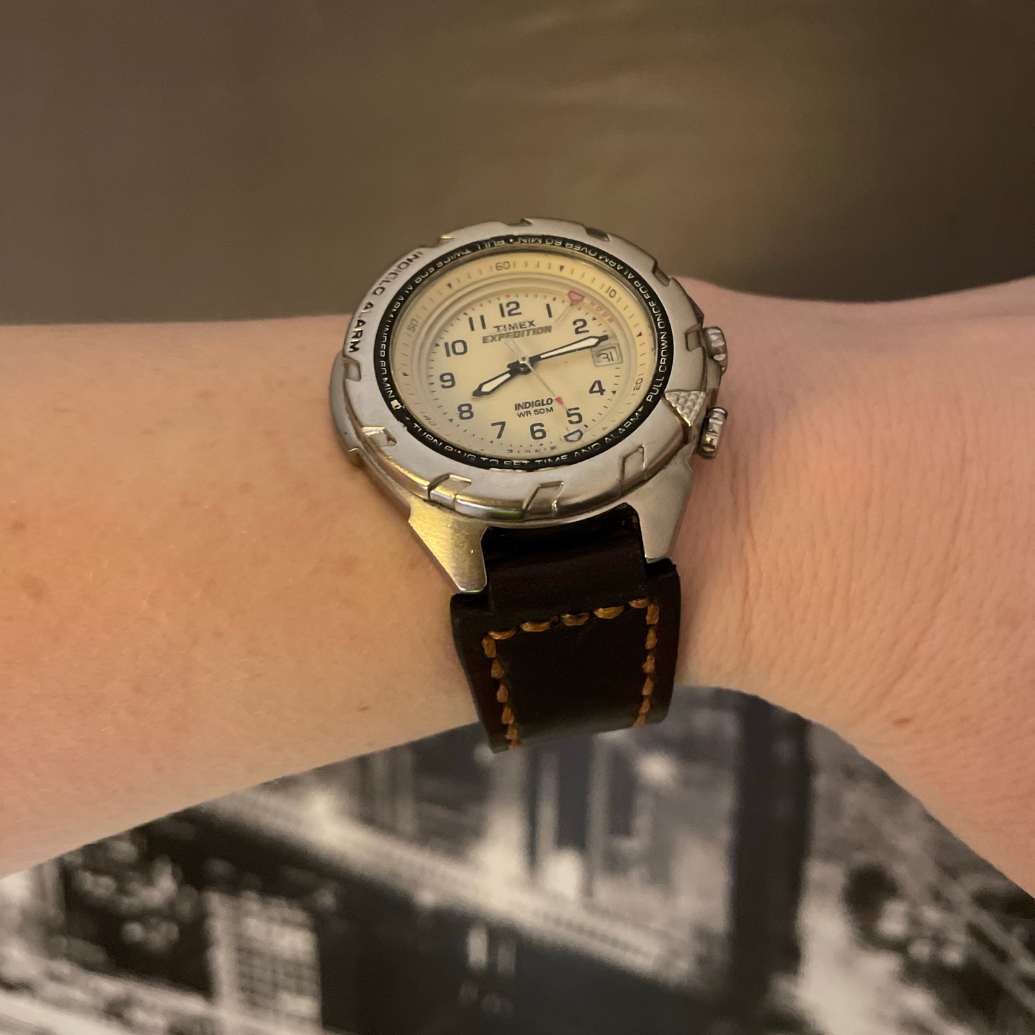 Фото №1 к отзыву покупателя Woww о товаре Кожаный ремешок на часы SAMSUNG. ручная работа