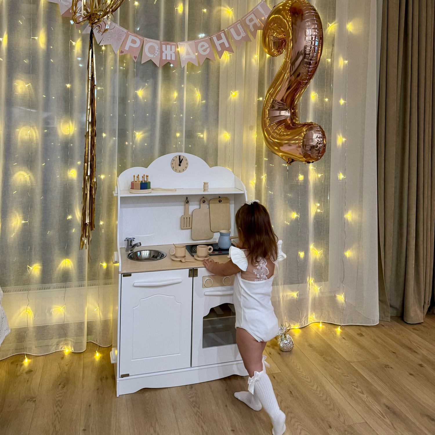 Photo №1 к отзыву покупателя Dina о товаре Детская игровая кухня деревянная Сканди Big. Детские кухни из дерева