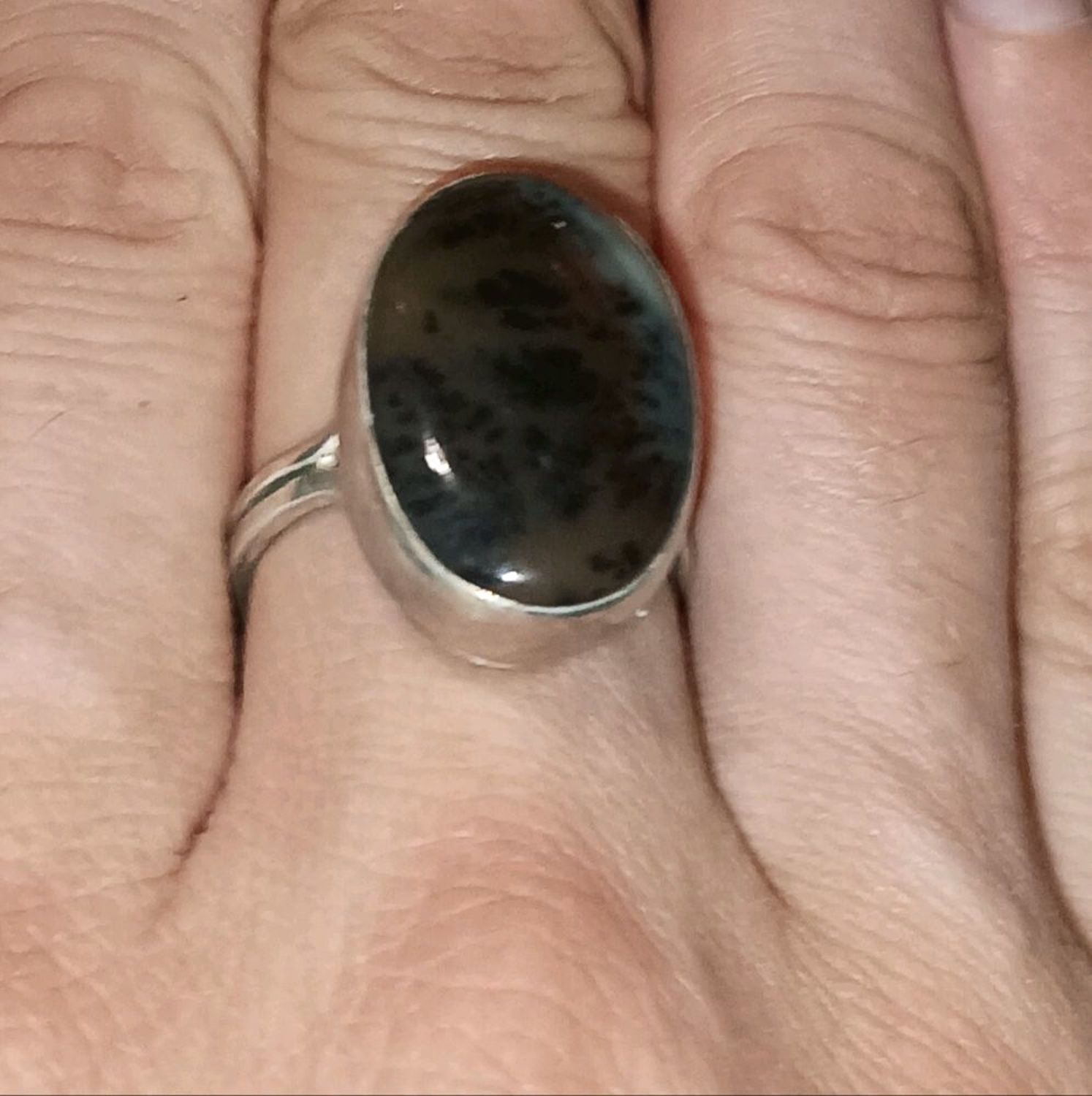 Photo №2 к отзыву покупателя Yuliya о товаре Серебряное кольцо с моховым агатом (1207)