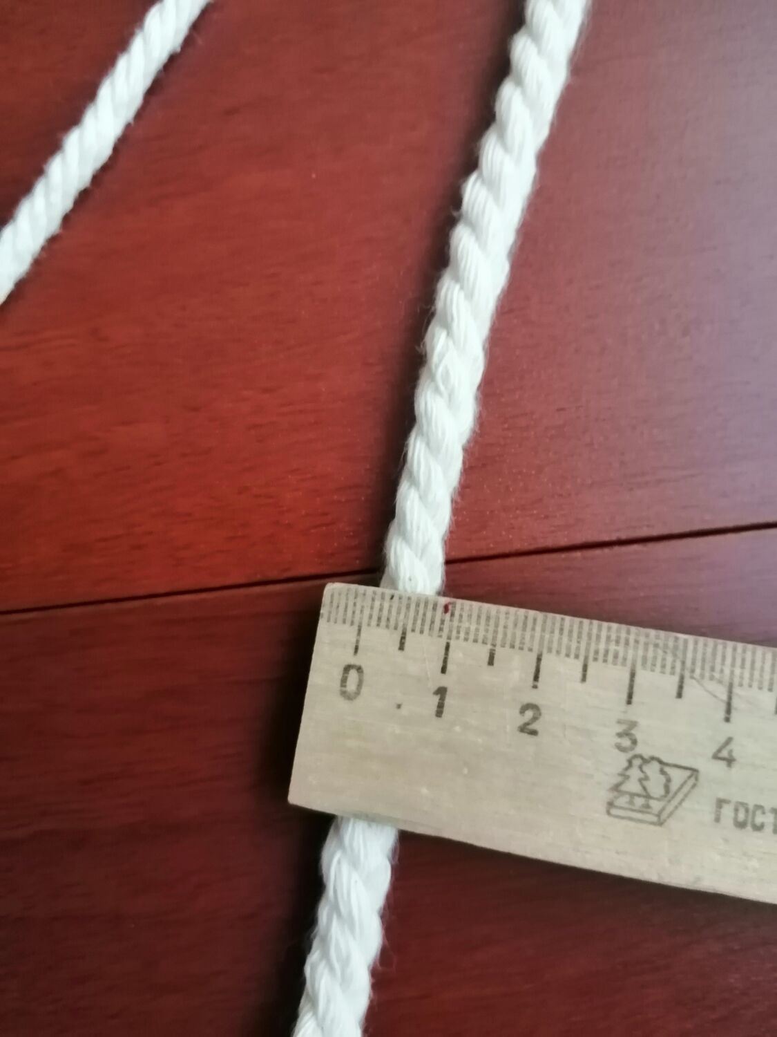 Photo №1 к отзыву покупателя Sotskaya Yuliya о товаре Веревка 6 мм крученая трехпрядная, хлопок., шнур для макраме