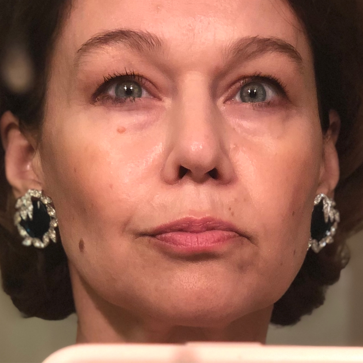 Фото №2 к отзыву покупателя Елена о товаре Винтаж: Sarah Coventry изумрудные  клипсы 70 годы США