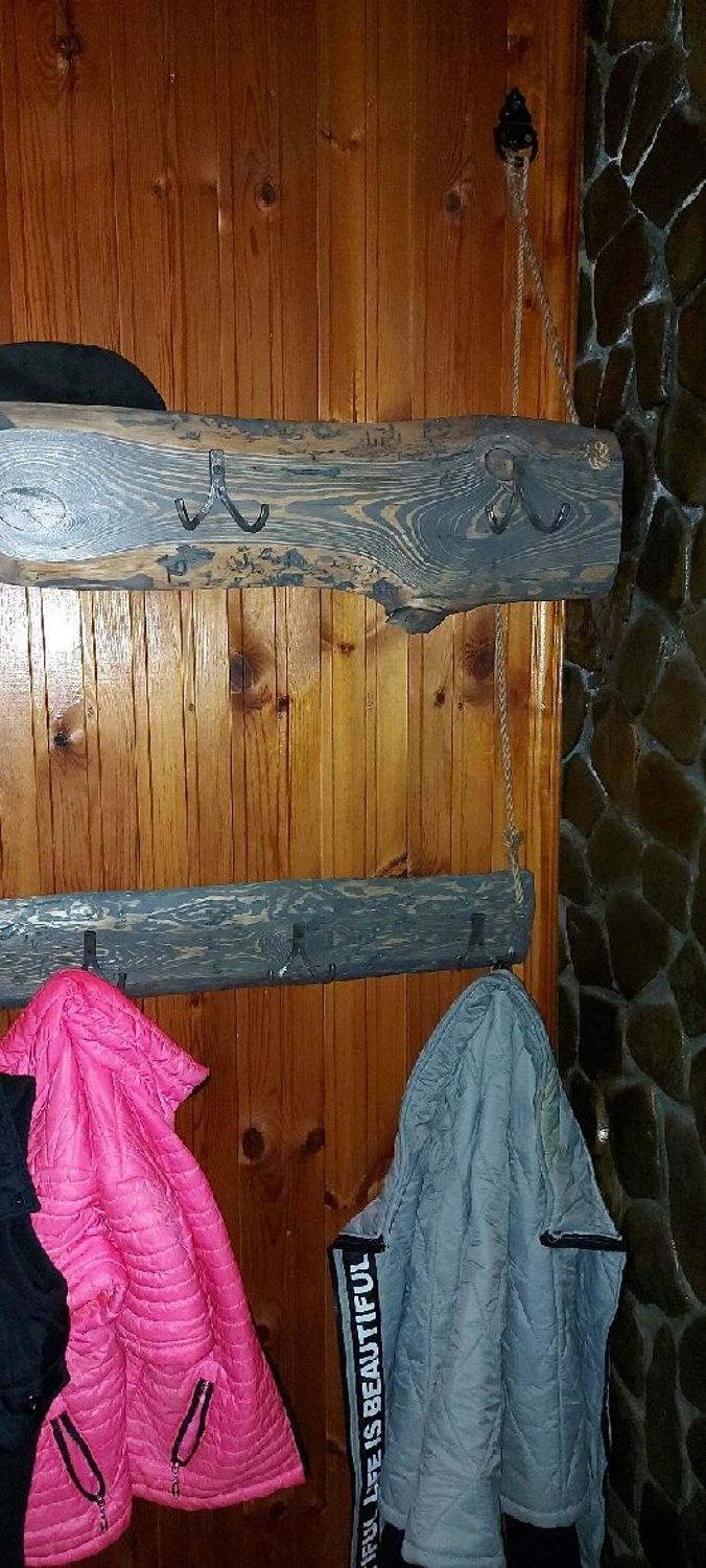 Фото №1 к отзыву покупателя Вадим о товаре Крючок для одежды двойной (ковка)