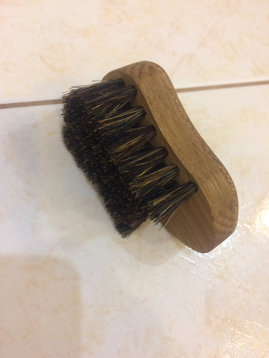 Photo №2 к отзыву покупателя Evgenij о товаре Щетка для бороды, усов, волос Ducktail "Pocket"