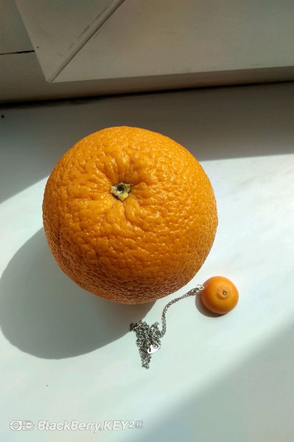 Фото №2 к отзыву покупателя Мариша о товаре "Сочные апельсины" кулон и серьги