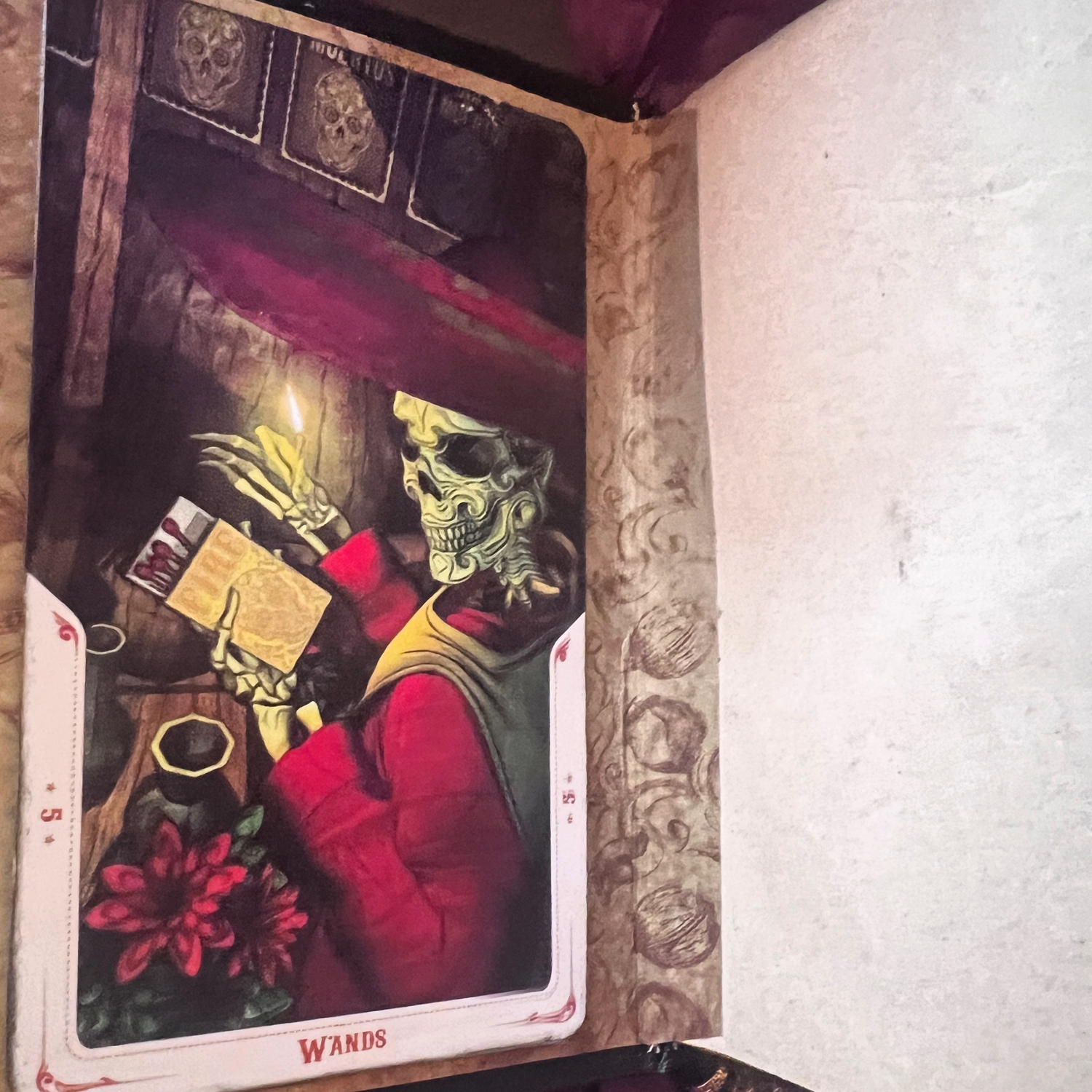 Фото №3 к отзыву покупателя Yoly Koshka о товаре Мини-гримуар на заказ по картам Таро "Санта-Муэрти"
