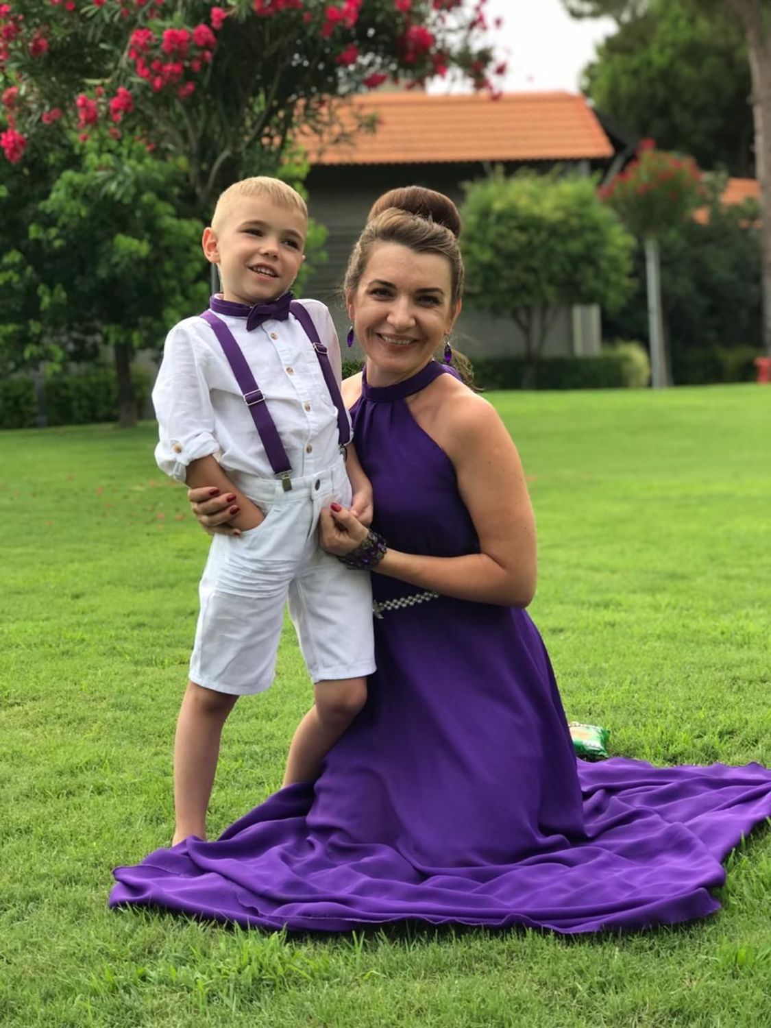 Фото №1 к отзыву покупателя Alla о товаре Бабочка и подтяжки комплект фиолетовый VIOLET/ галстук-бабочка, помочи