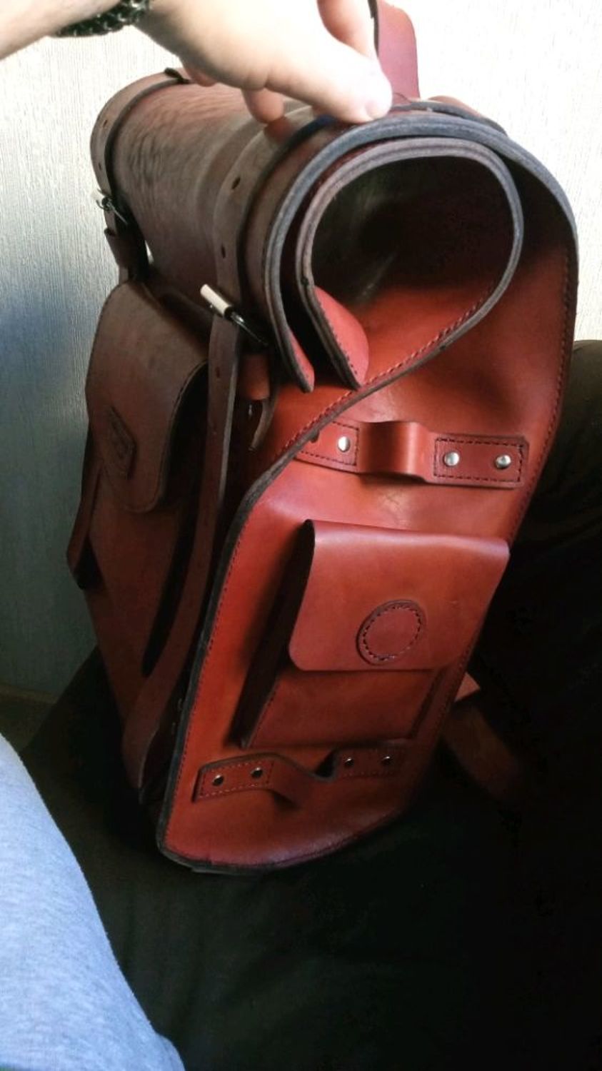 Photo №2 к отзыву покупателя Kirill о товаре Походный рюкзак из натуральной кожи "Бруно" купить рюкзак