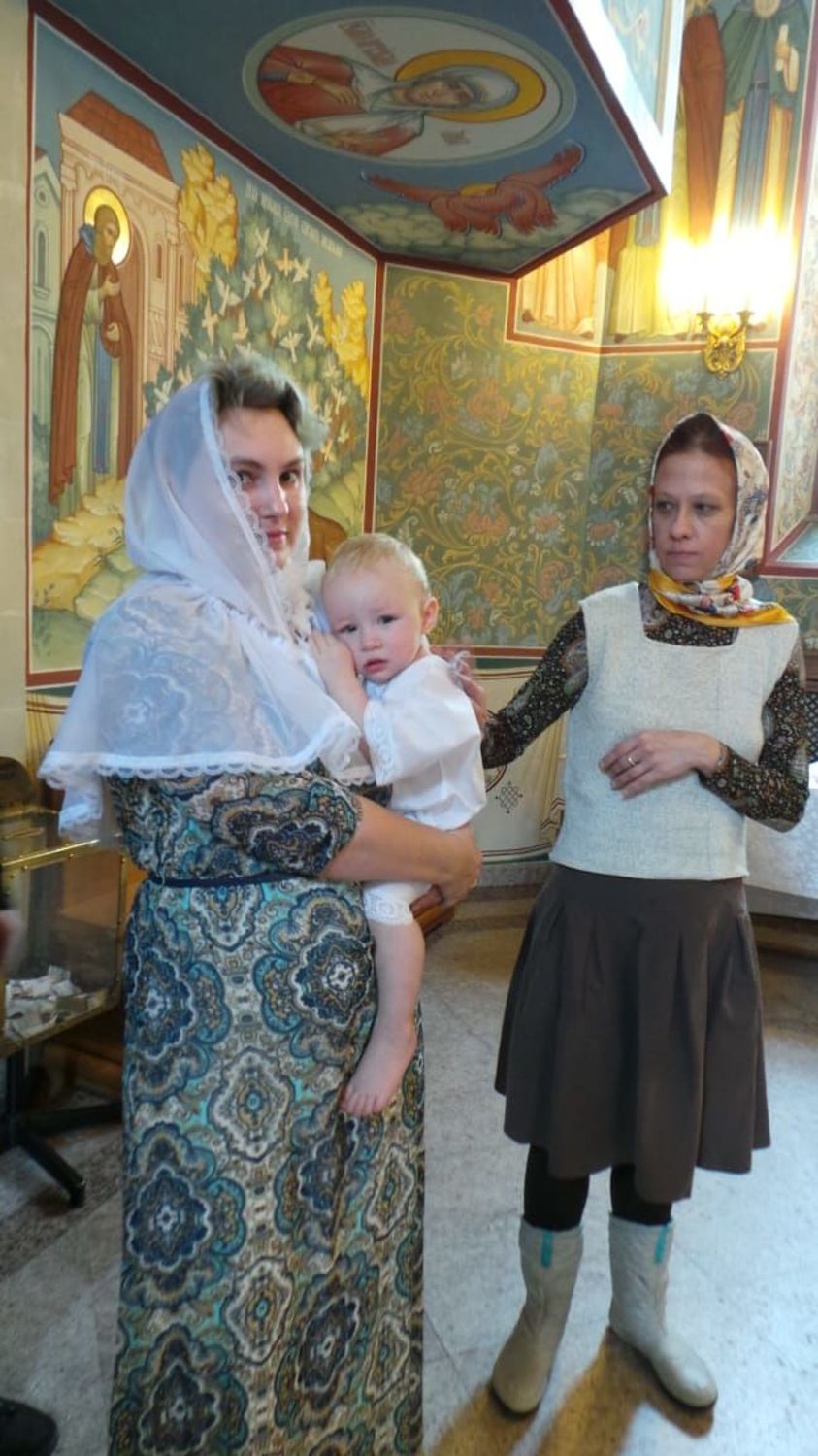 Фото №1 к отзыву покупателя Виктория о товаре Крестильная рубашка "Ивановская строчка" и еще 1 товар