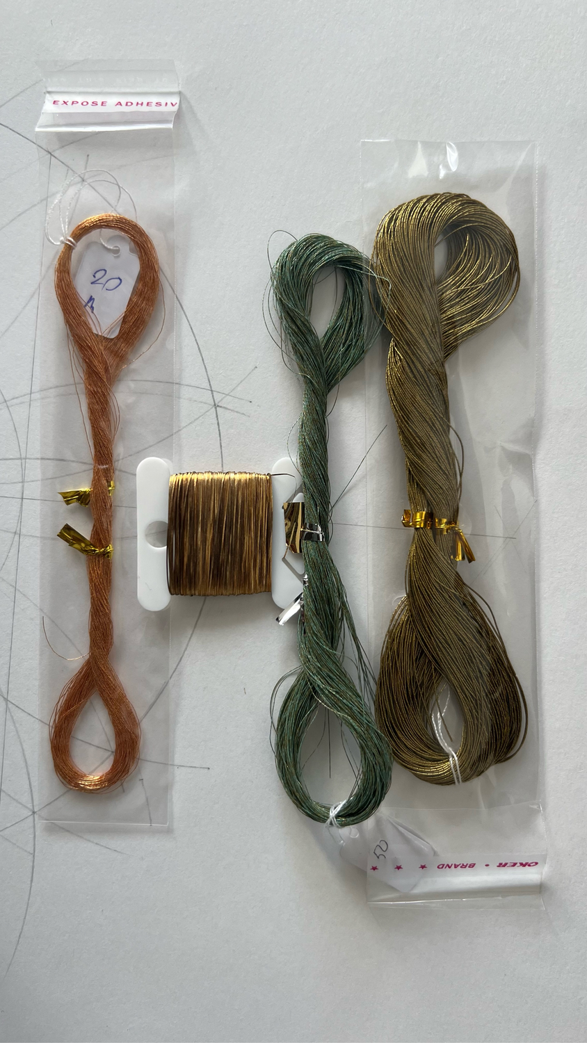 Фото №1 к отзыву покупателя Алина о товаре Японские золотые нити для ручной вышивки bronze 01 и еще 2 товара